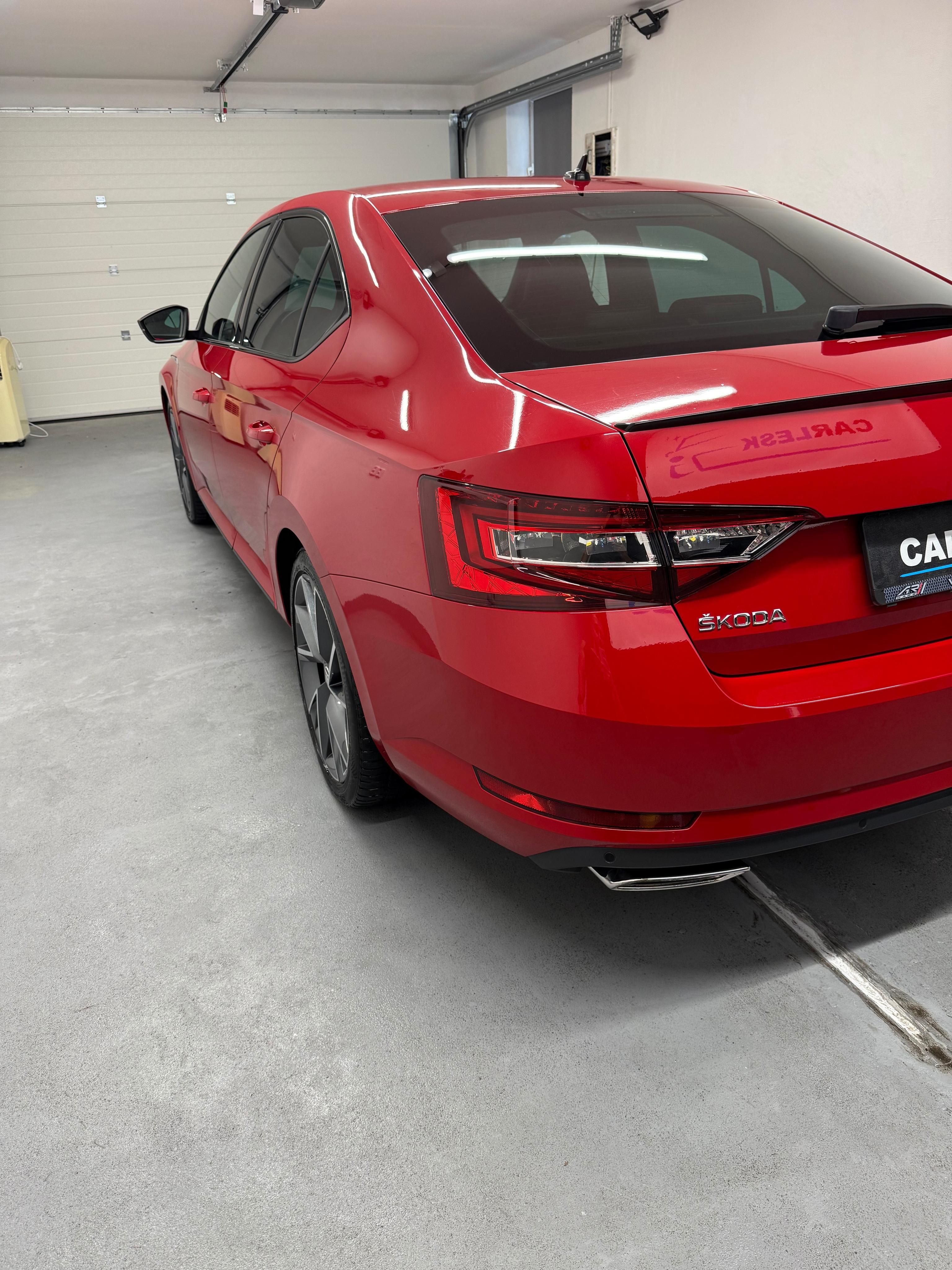 Škoda Superb, 2.0 tsi,Sportline,plný servis - fotka 3