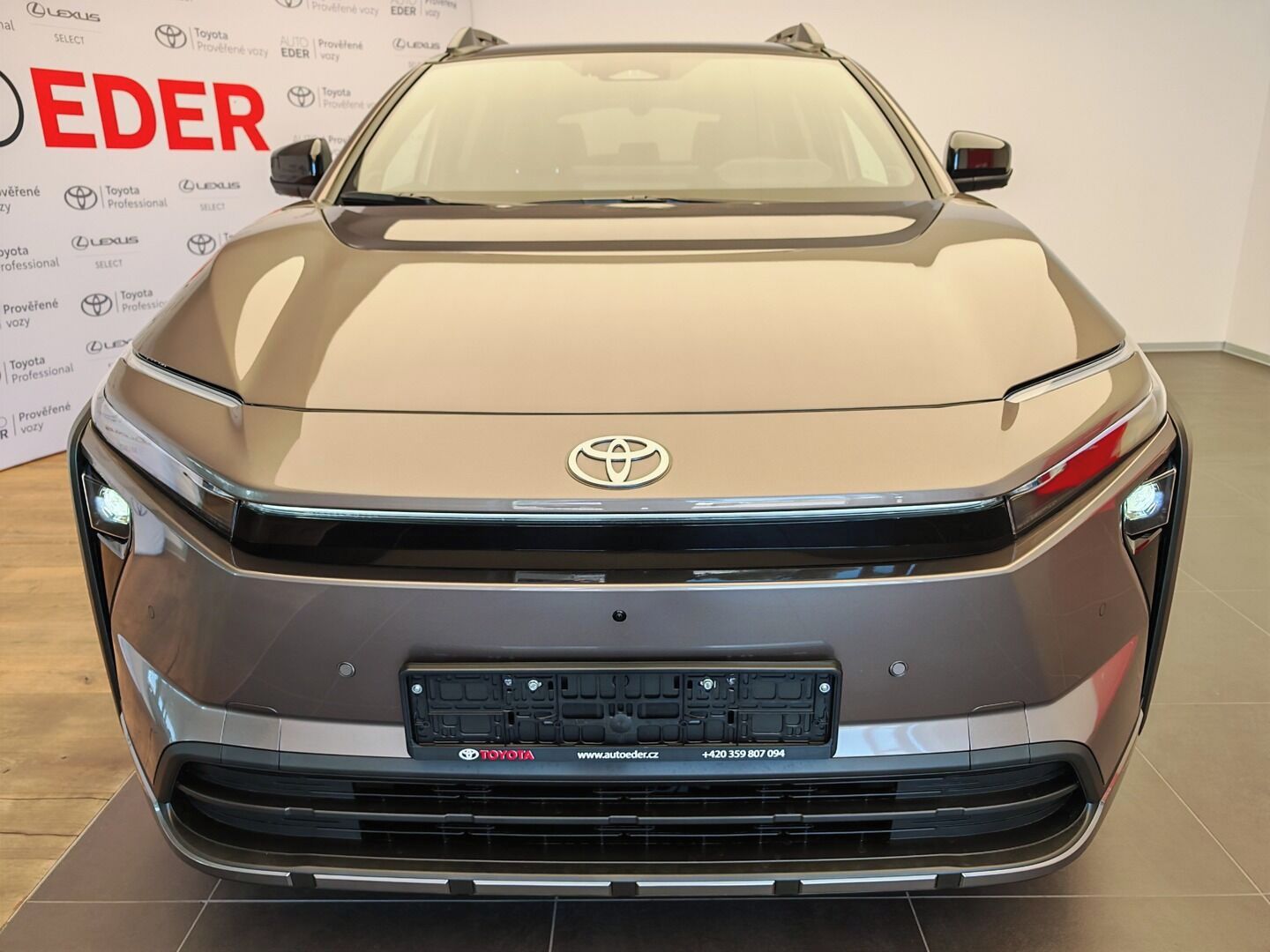 Toyota bZ4X, Touring EL 4x4 Executive - fotka 2