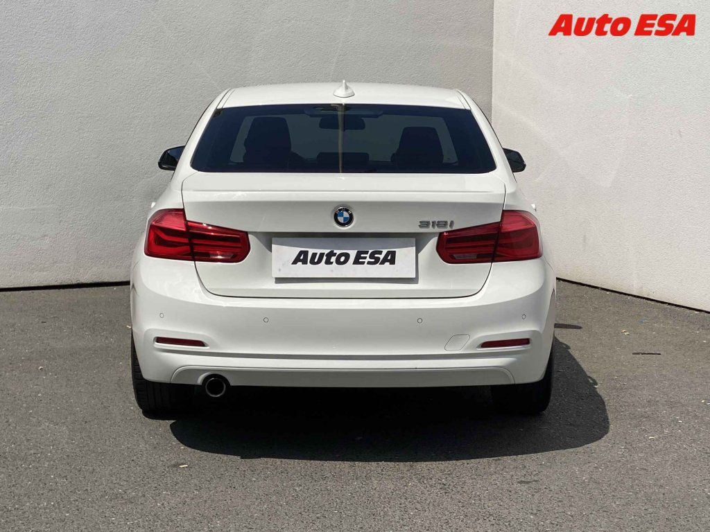 BMW Řada 3, 1.8i - fotka 5