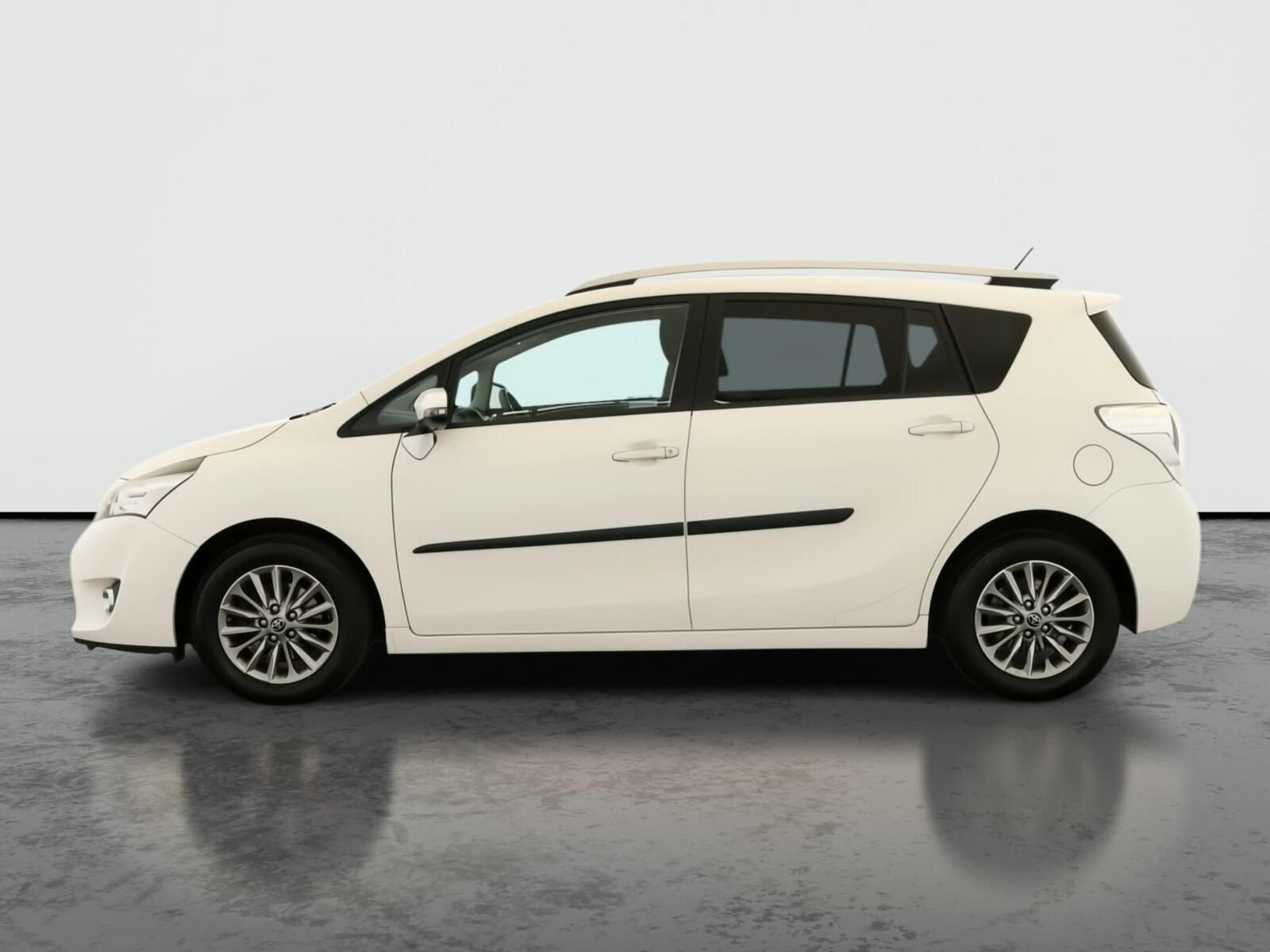 Toyota Verso, 1.8 Valvematic, Serv.kniha - fotka 3