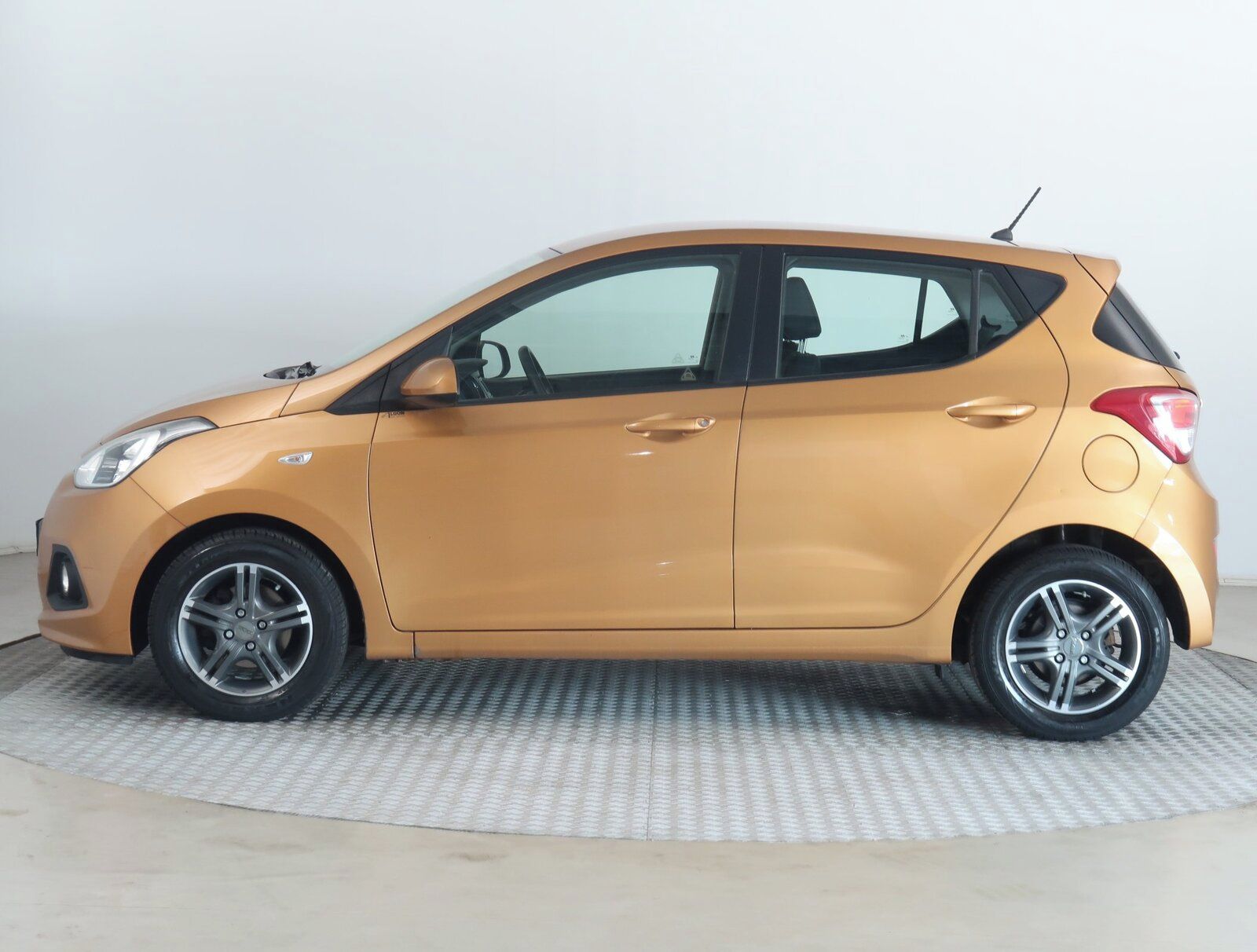 Hyundai i10, 1.0, Automat - fotka 3