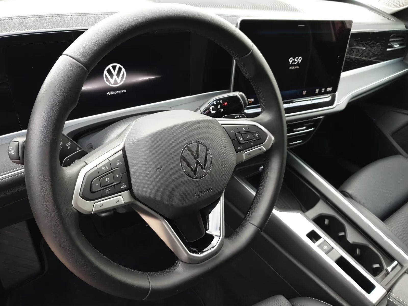 Volkswagen Passat Variant, 2.0 TDI Business*Kůže*Kamera* - fotka 4