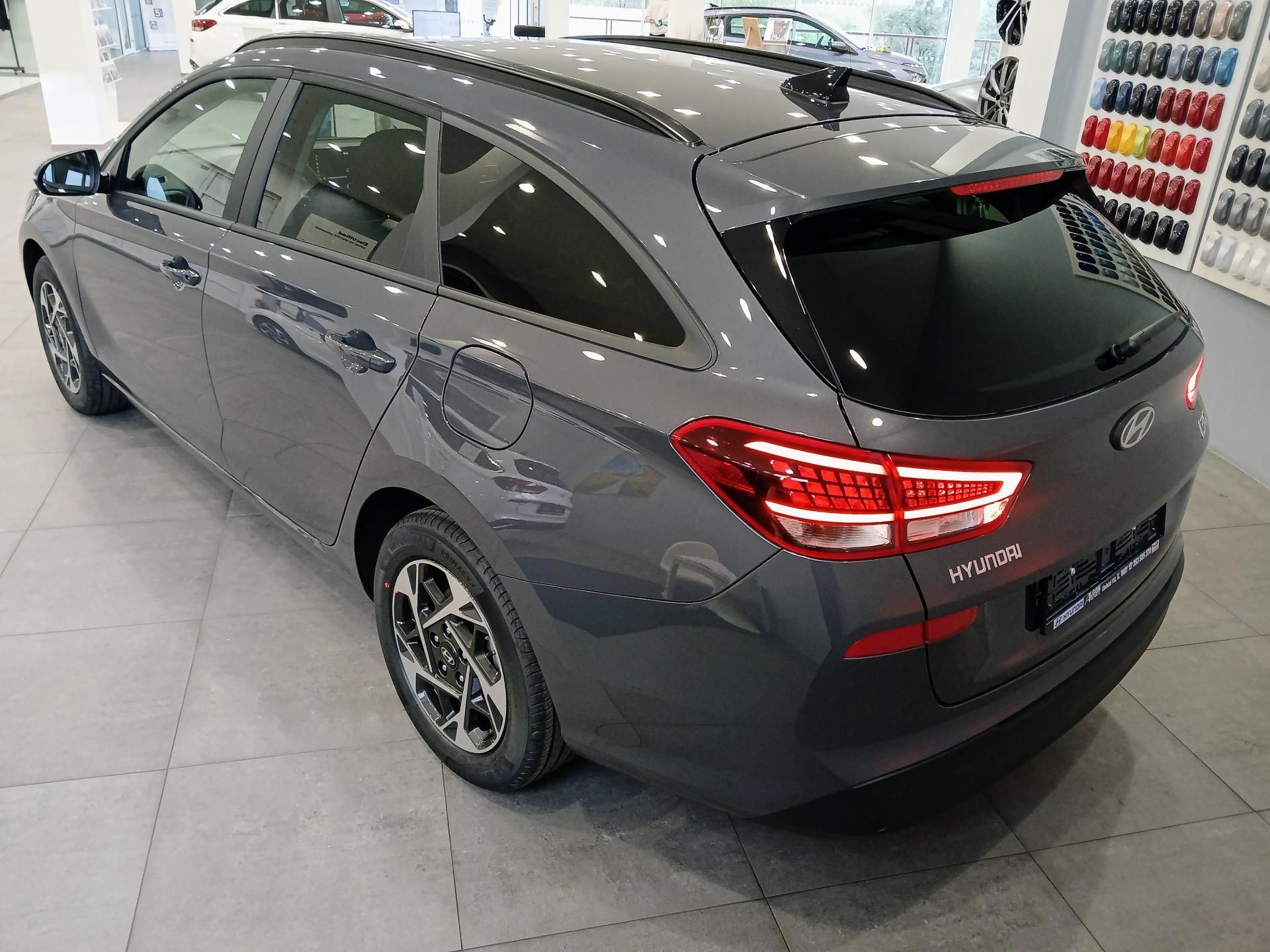 Hyundai i30, 1.0 T-GDI GO Czech! - fotka 5