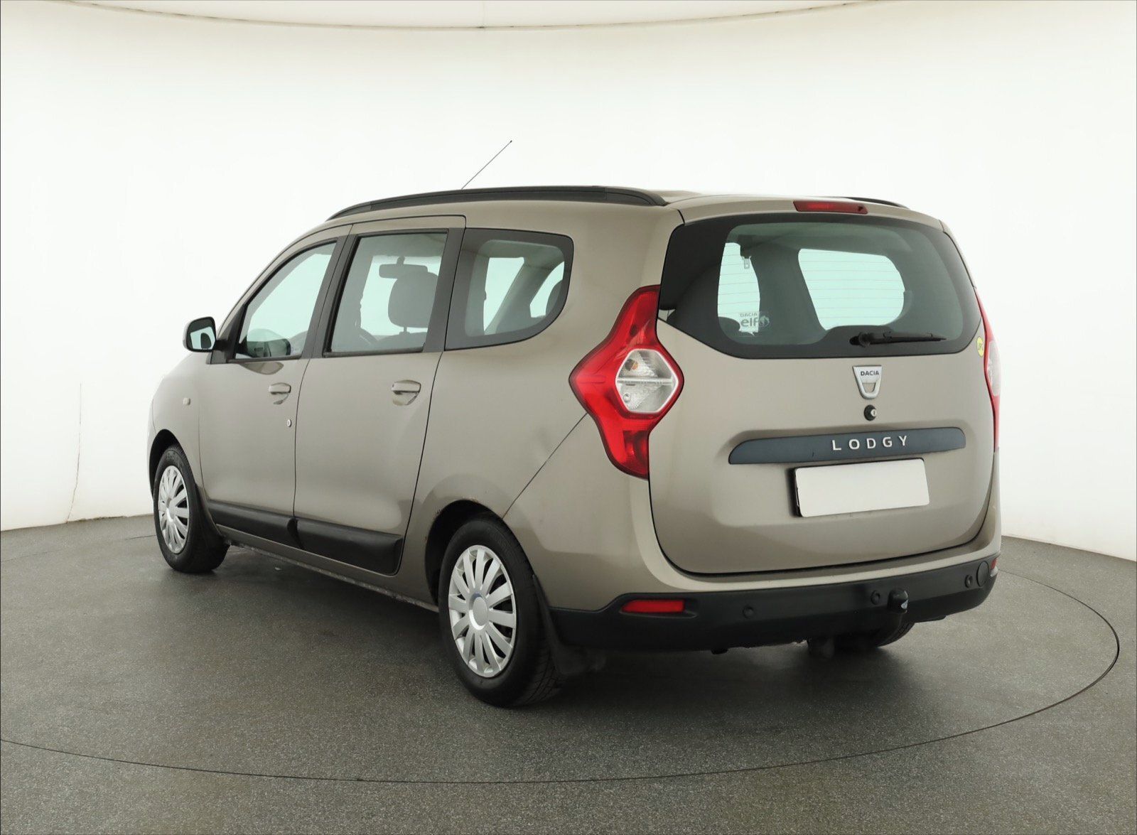 Dacia Lodgy, 1.6 8V, LPG, Park. senzory - fotka 4