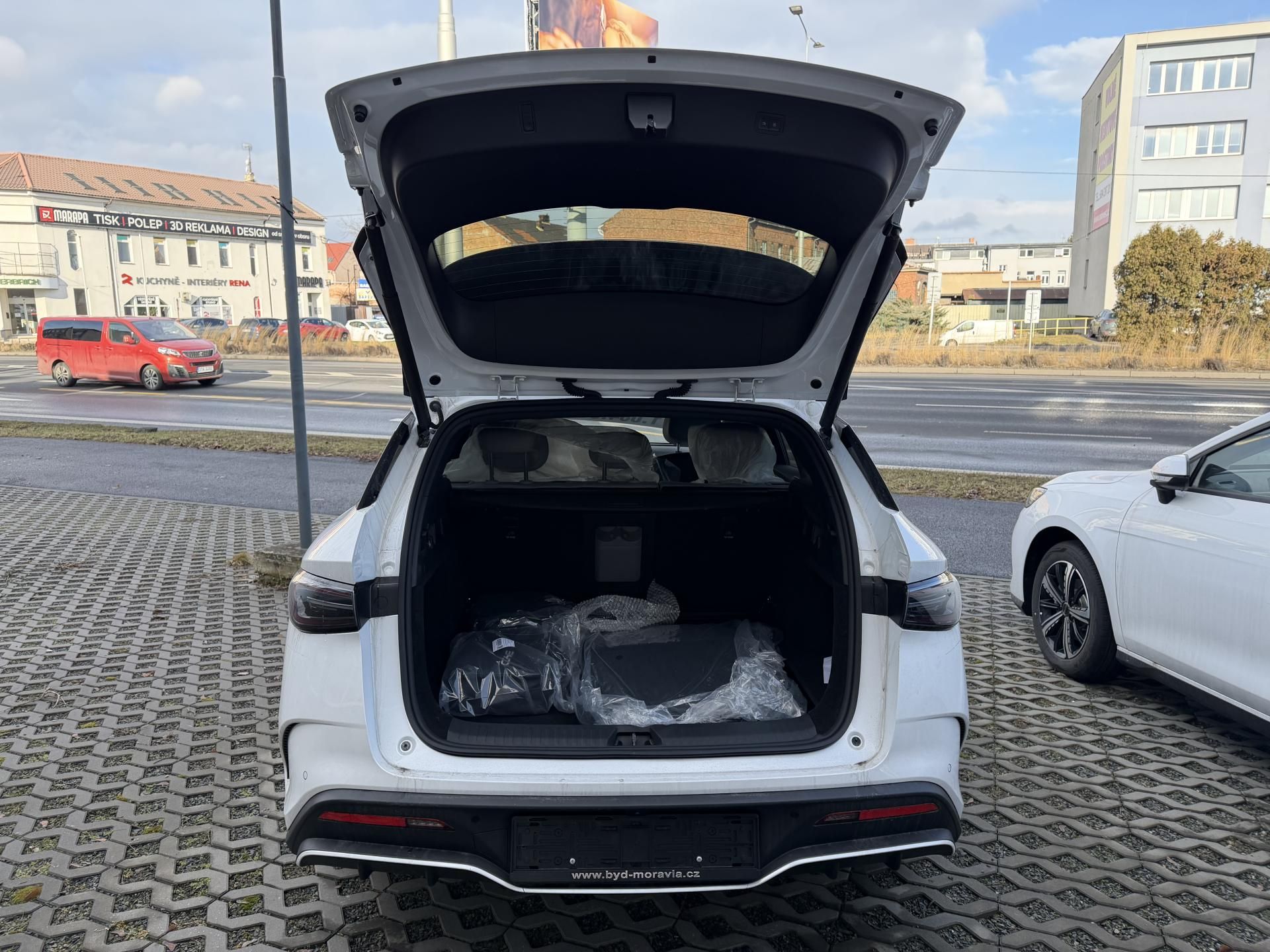 BYD Seal 6, DM-i Touring Comfort Lite - fotka 4