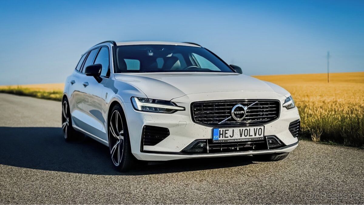 Volvo V60, Volvo V60 T8- B&W, FOUR-C - fotka 3