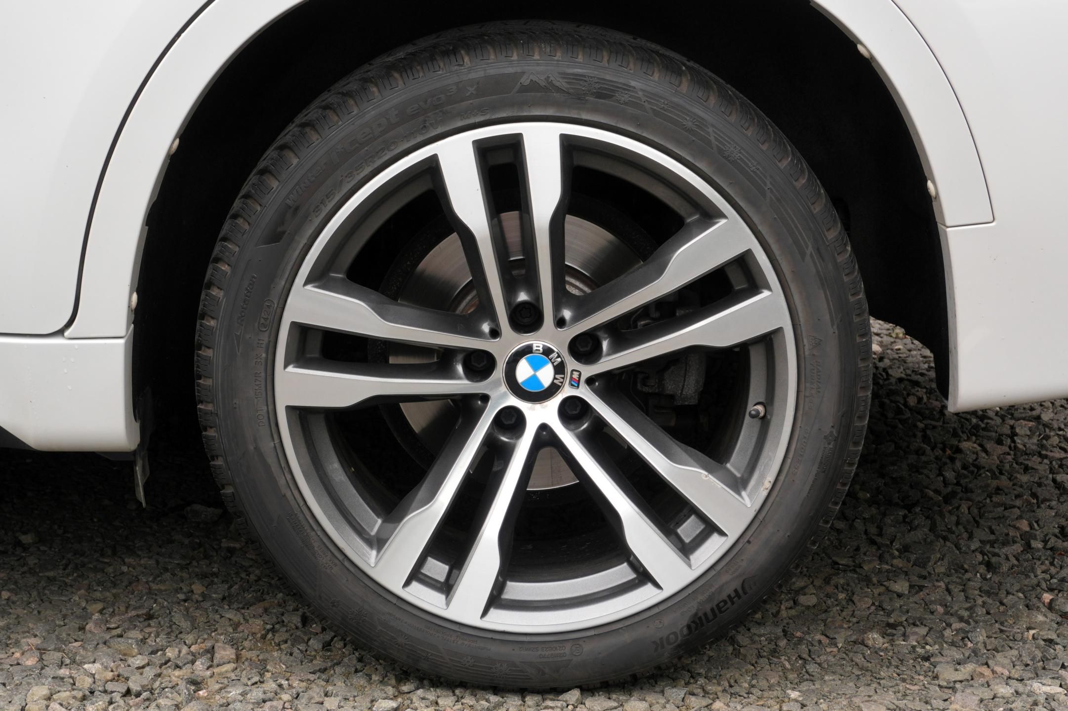 BMW X6, 30d, ČR, Tažné, Harman, ACC - fotka 5