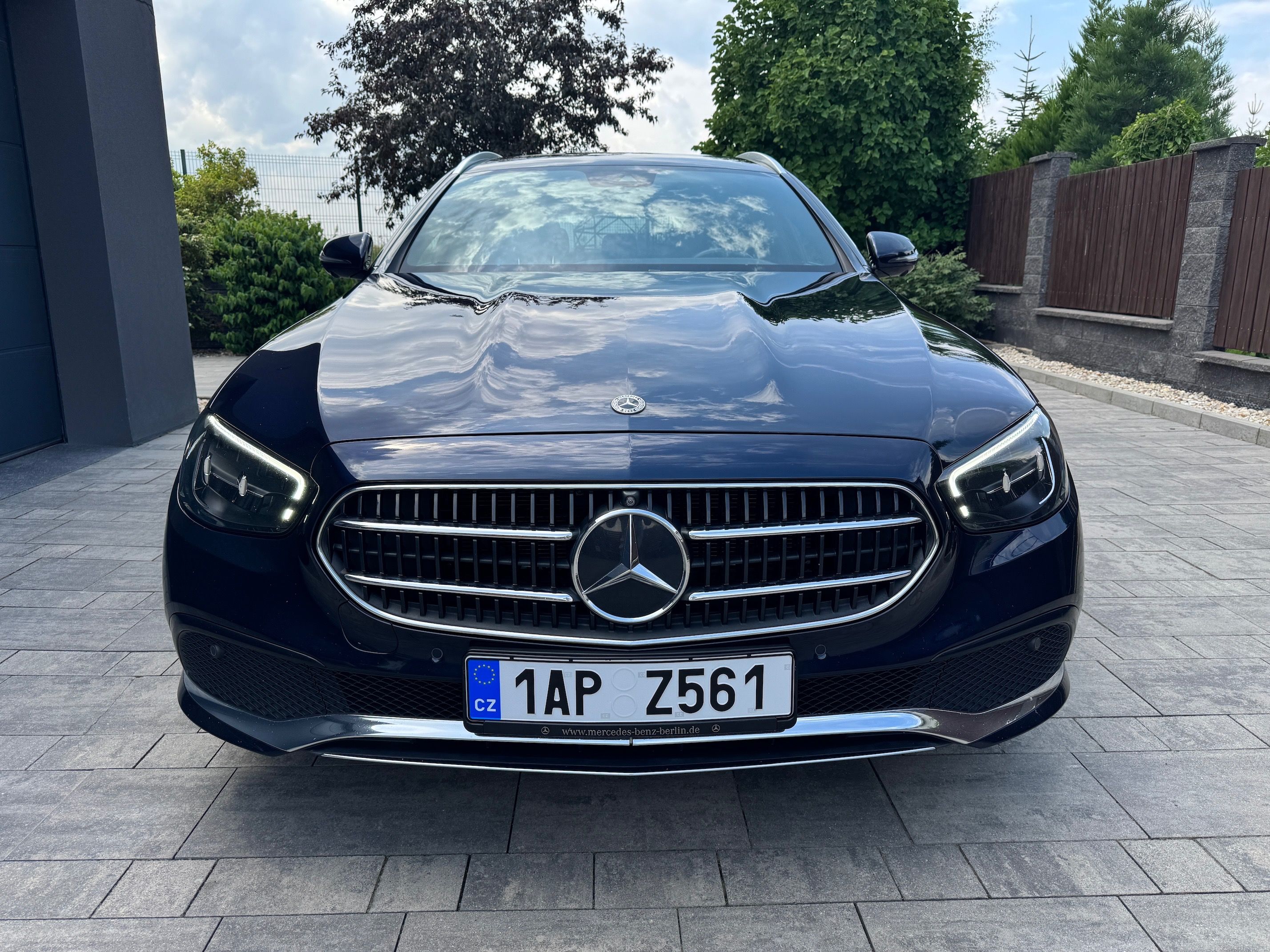 Mercedes-Benz Třídy E, 200d, Avatgarde, 360*Kamera - fotka 2