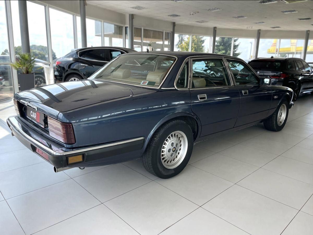 Jaguar XJ, 3.6 Sovereign*1.majitel - fotka 5