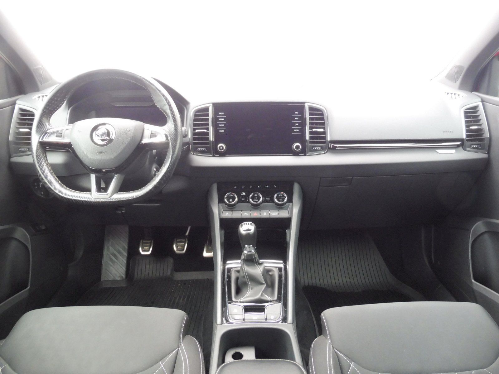 Škoda Karoq, SportLine 1,5 TSI 110kW - fotka 5