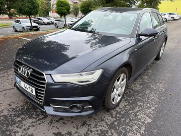 PRAVIDELNÝ SERVIS, BEZ NEHODY