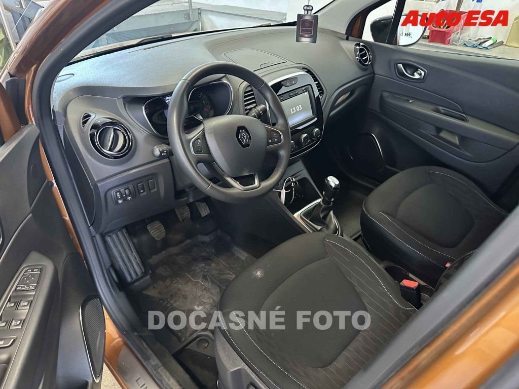 Renault Captur, 1.3i,ČR - fotka 3