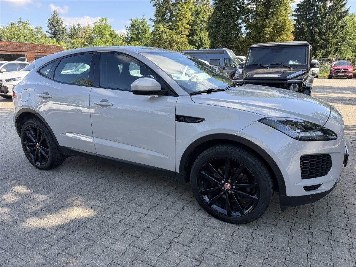 Jaguar E-Pace, 2.0 D180 První majitel ČR - fotka 4