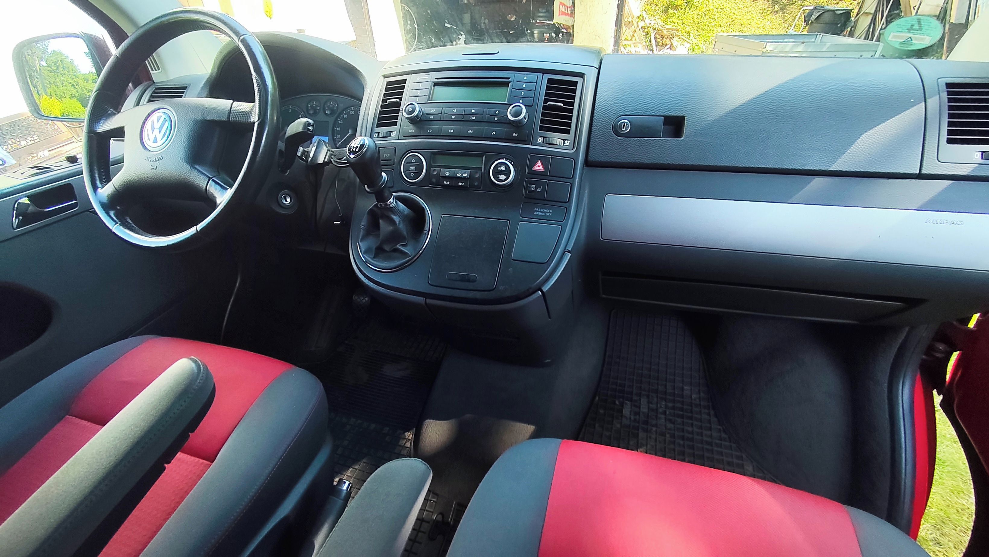 Volkswagen Multivan, 2.5tdi 96kW, BNZ - fotka 3