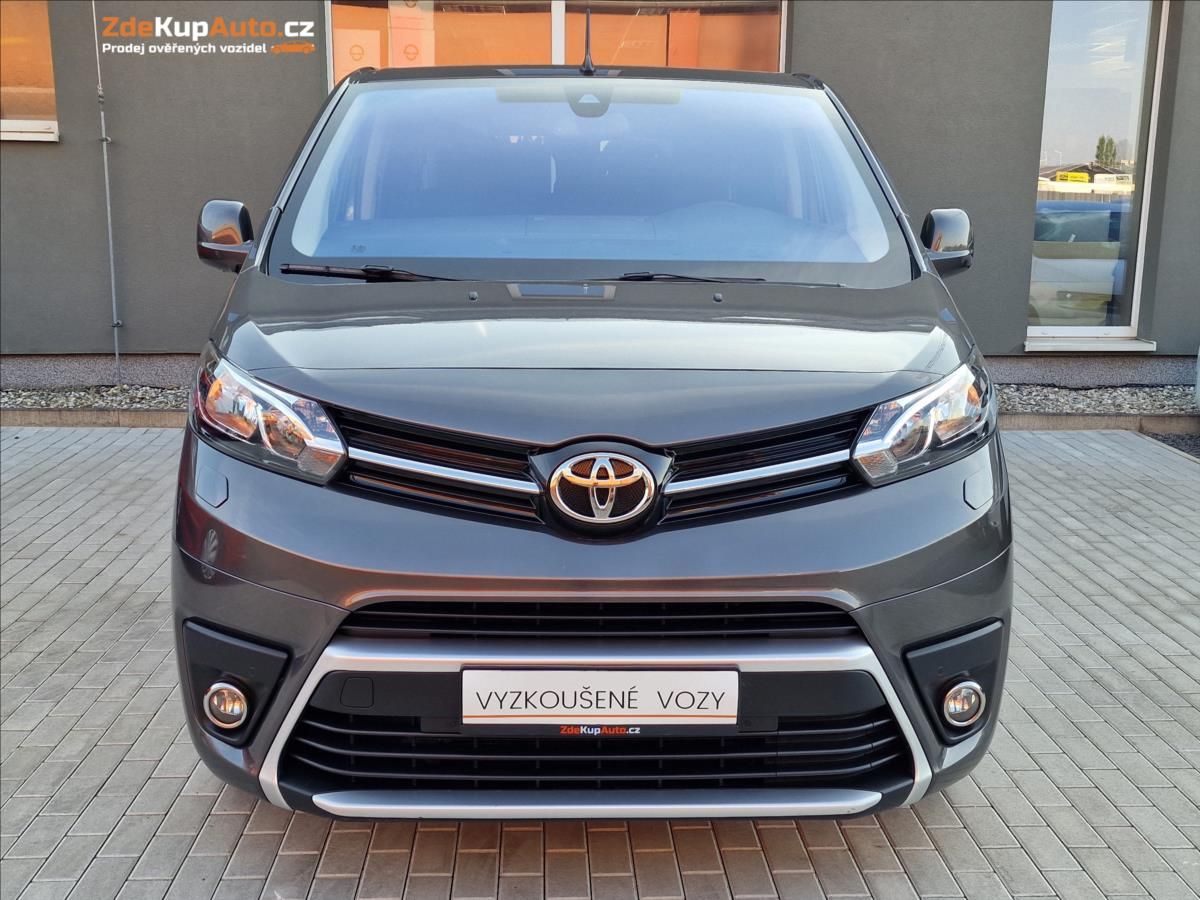 Toyota Proace Verso, 2.0 D-4d 106kw L2 Shuttle, ČR - fotka 4