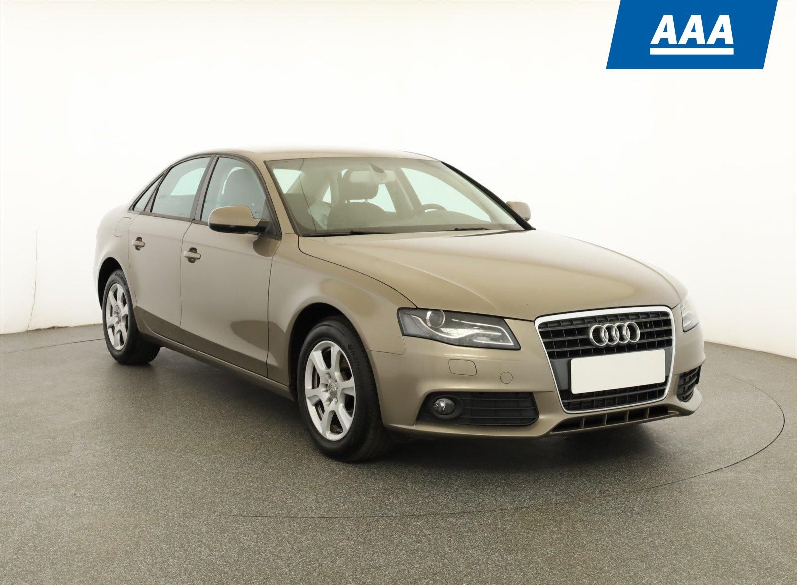 Audi A4, 2.0 TDI, Serv.kniha, Xenony