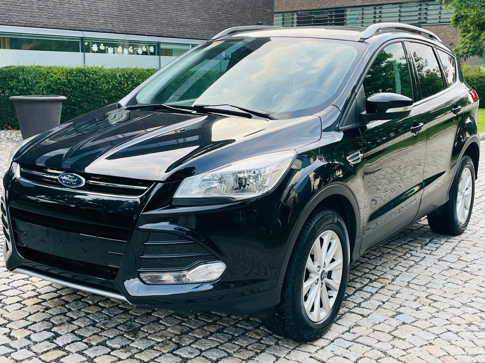 Ford Kuga, 2.0TDCi 4x4 MAN TAŽNÉ SERVISKA - fotka 3