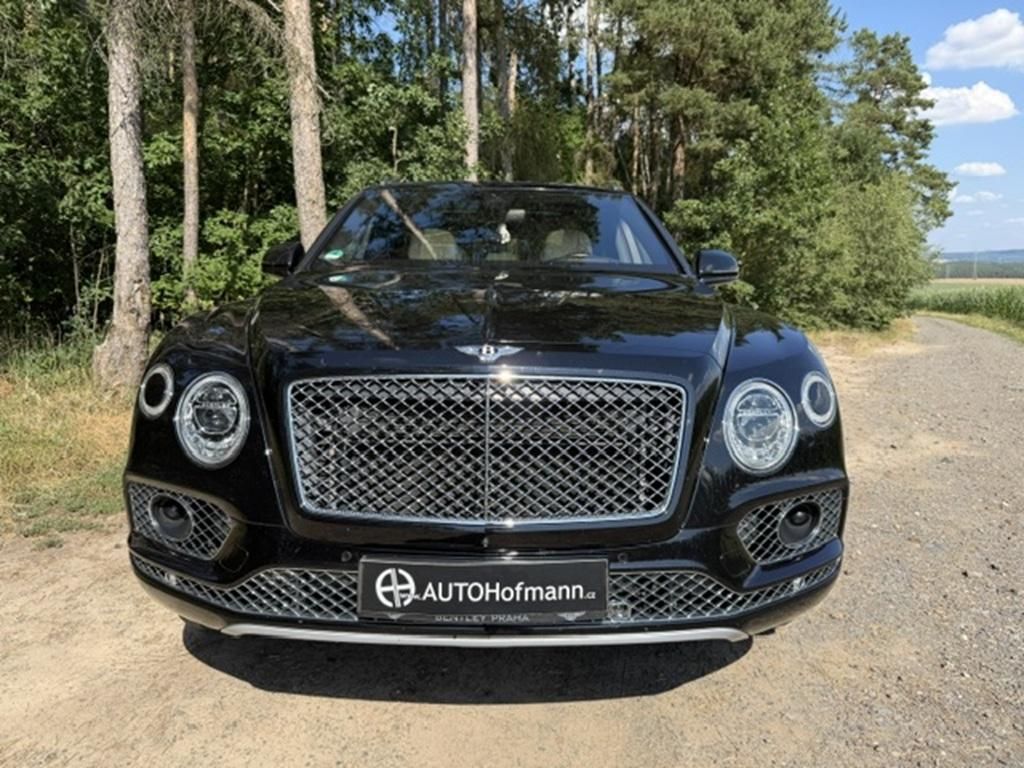 Bentley Bentayga, 6,0 V12 4WD,head-up, TOP STAV - fotka 2