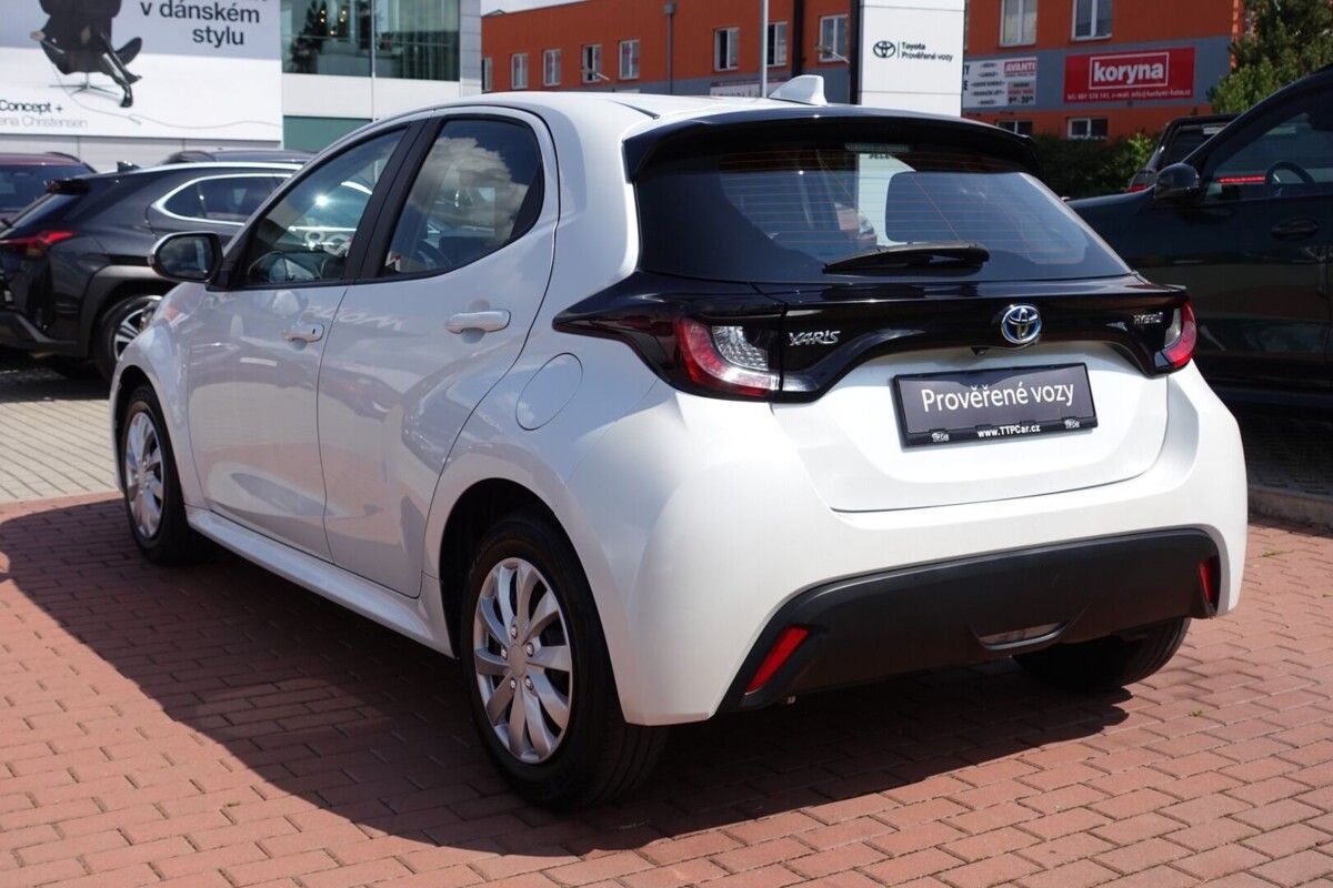 Toyota Yaris, 1,5 HEV Comfort - fotka 6
