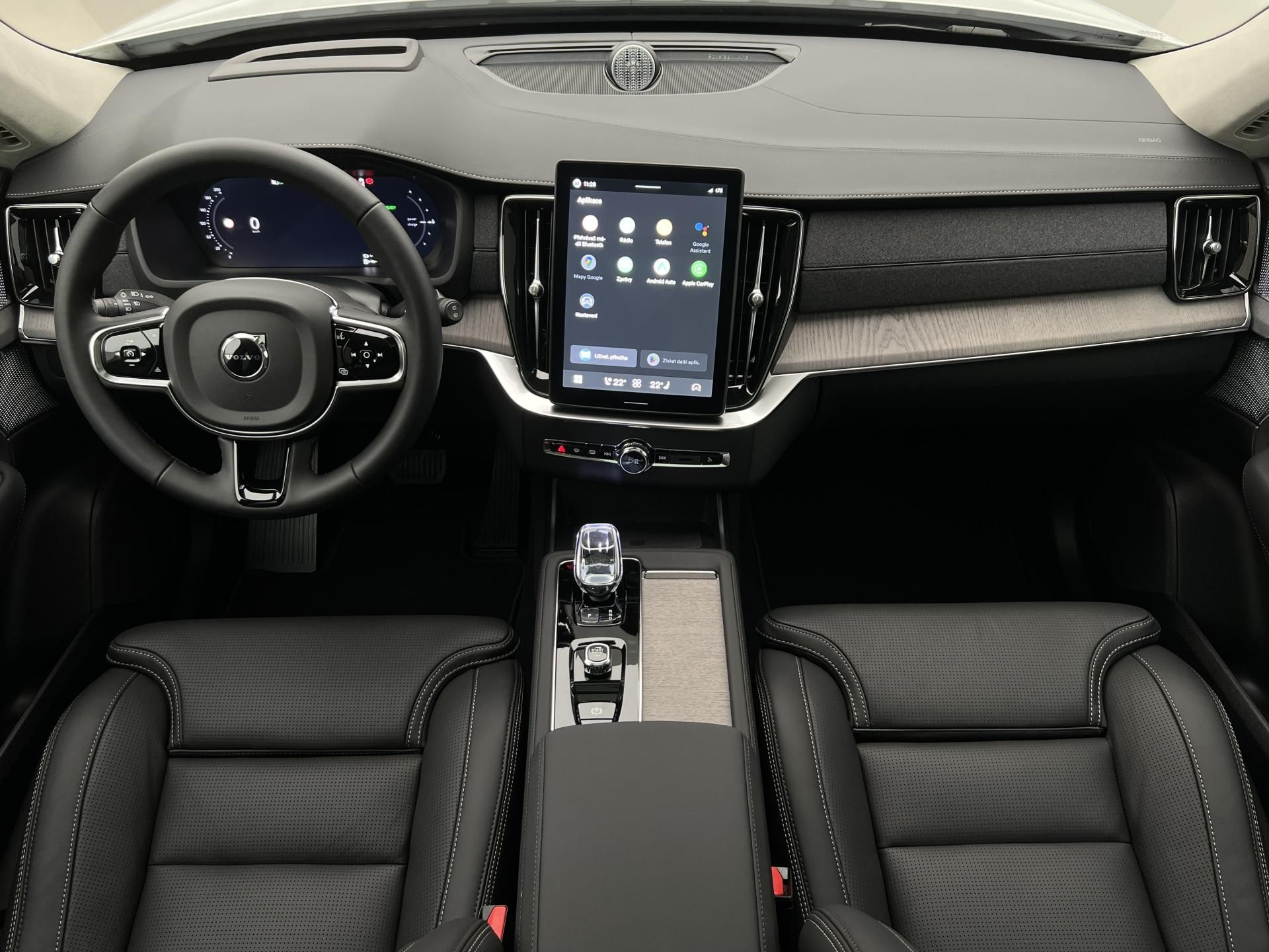 Volvo XC90, T8 AWD RECHARGE ULTRA DARK - fotka 2