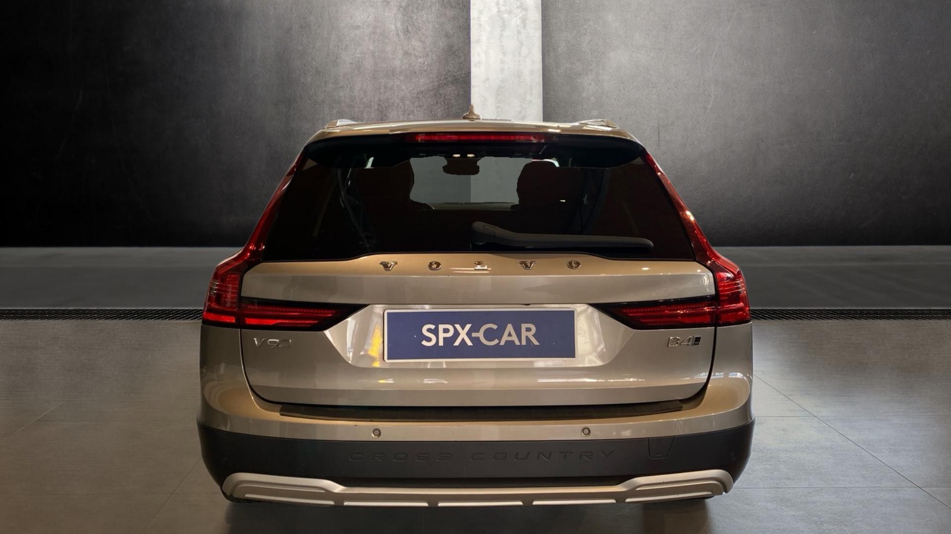 Volvo V90, Cross Country Pro, B4 AWD, 145 - fotka 4
