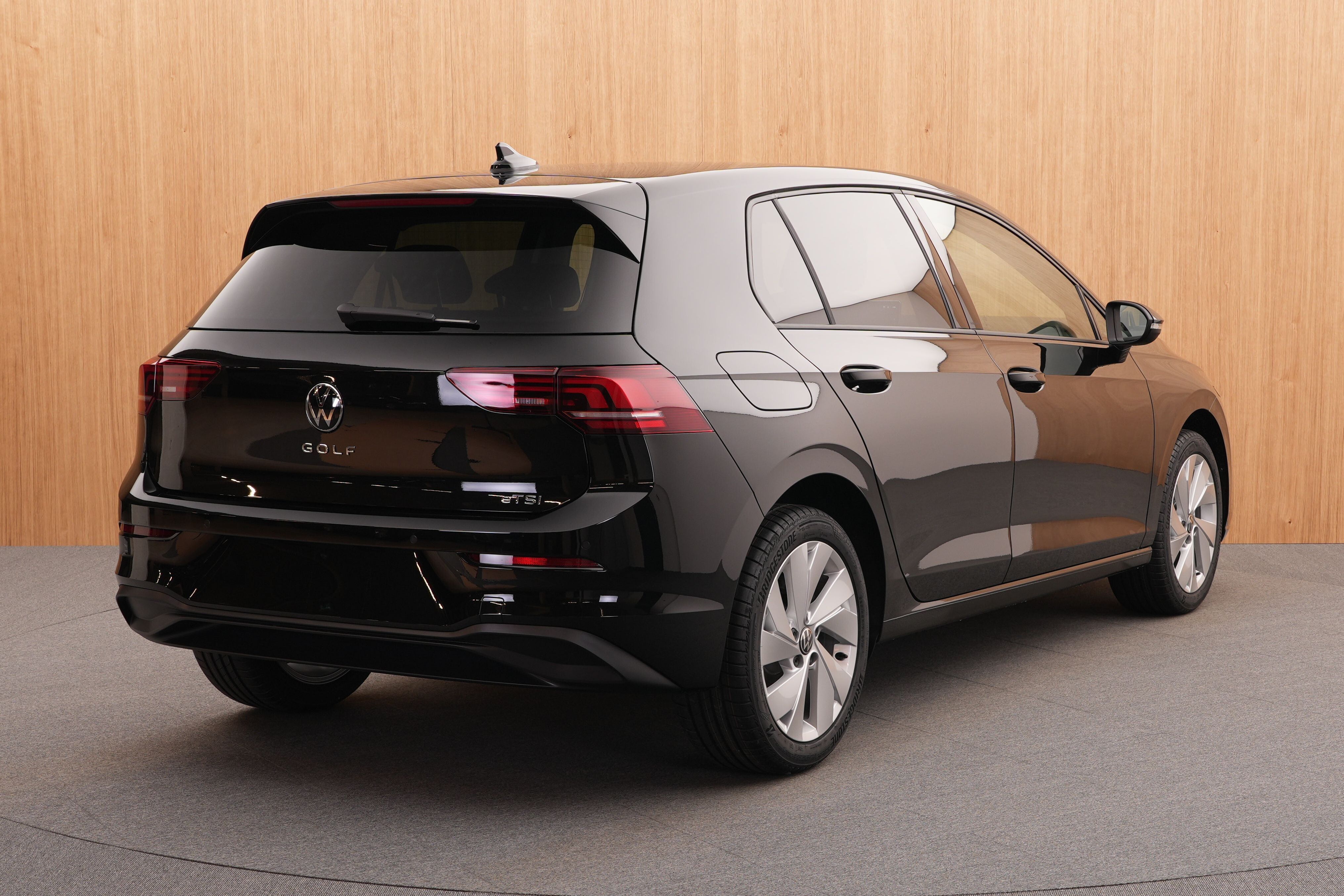 Volkswagen Golf Variant, Limited 1.5 eTSI mHEV DSG - fotka 4