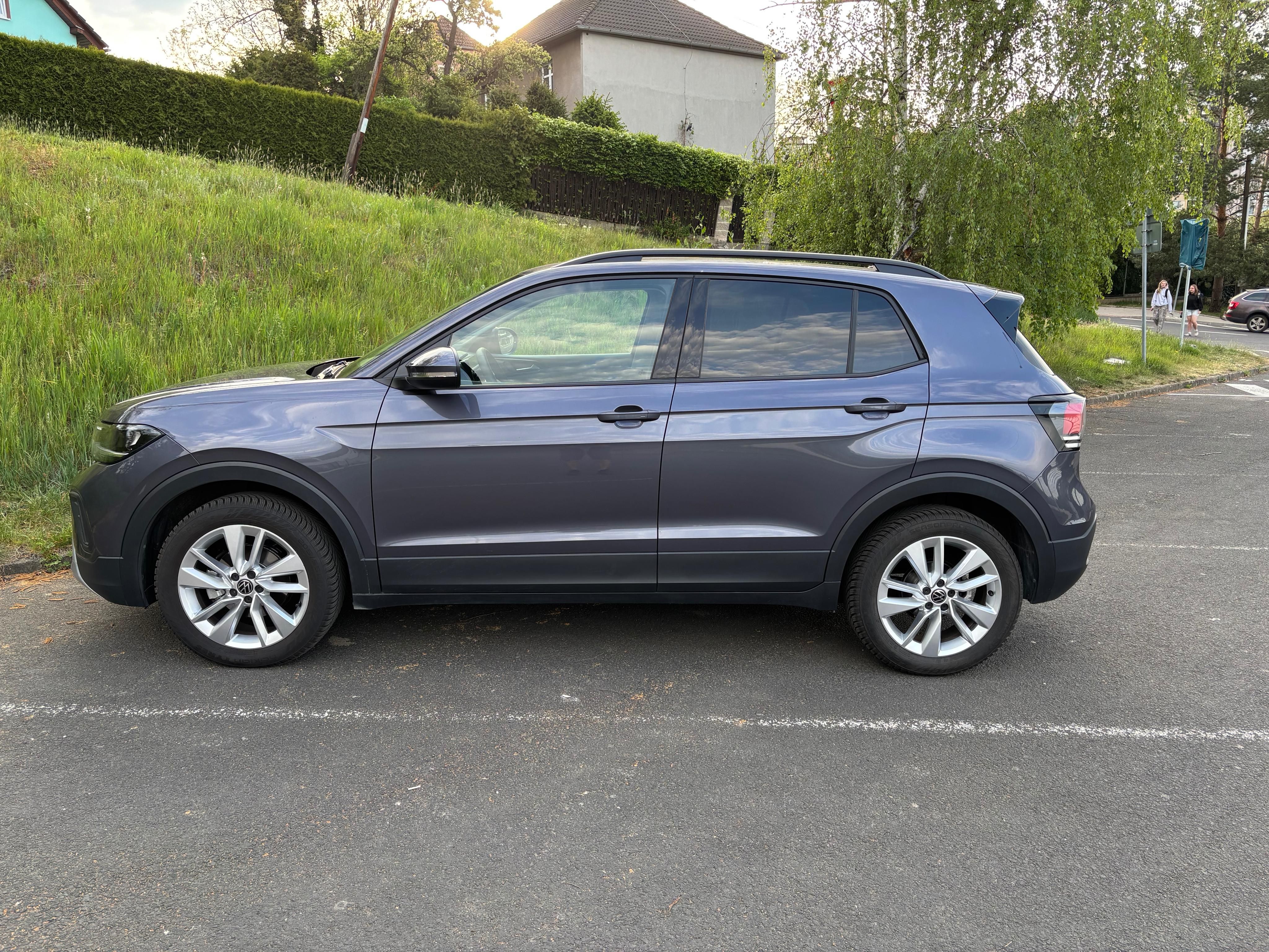 Volkswagen T-Cross, 1.0 85 kW - fotka 4