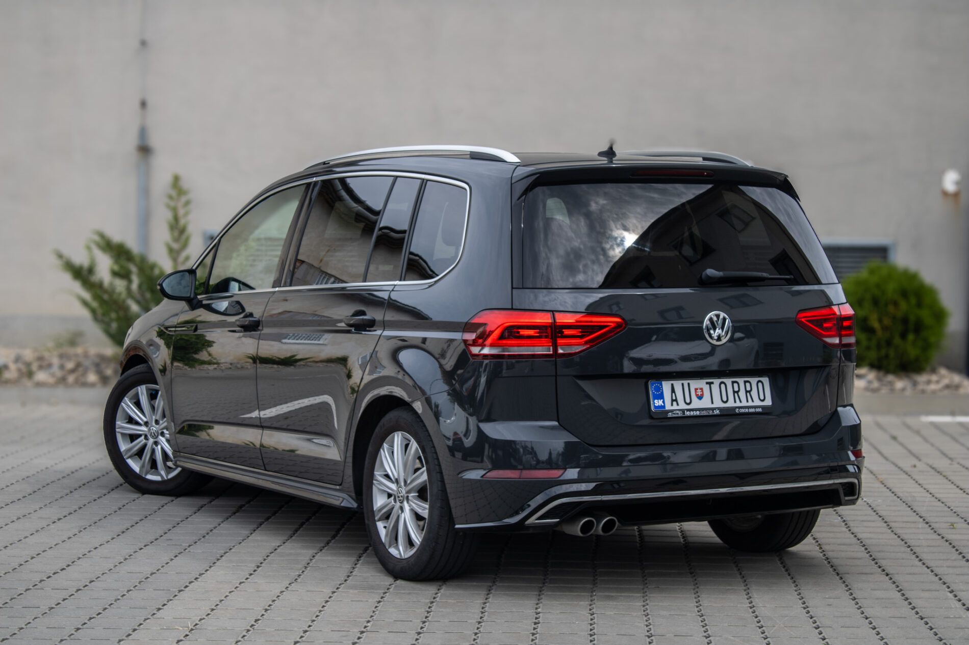 Volkswagen Touran - fotka 6