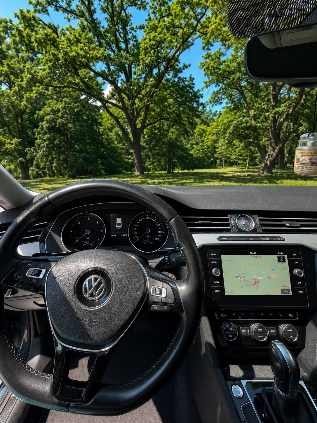 Volkswagen Passat, Variant R-Line 2.0 TDI DSG - fotka 5