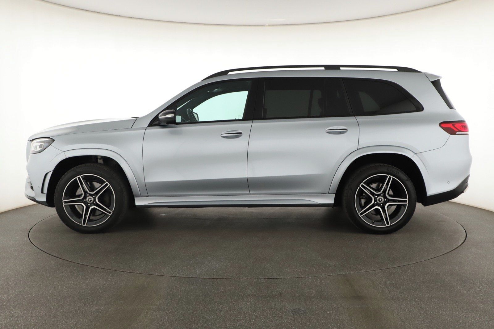 Mercedes-Benz GLS, 580 4MATIC, AMG line - fotka 2