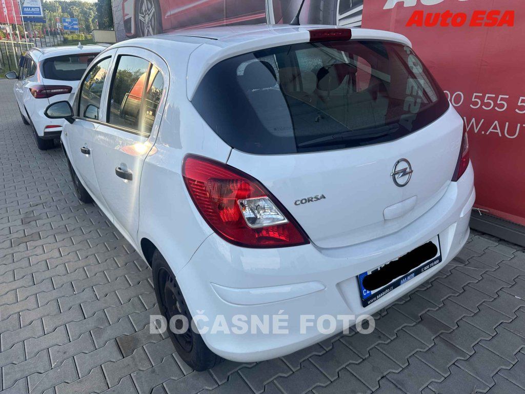 Opel Corsa, 1.0i - fotka 2