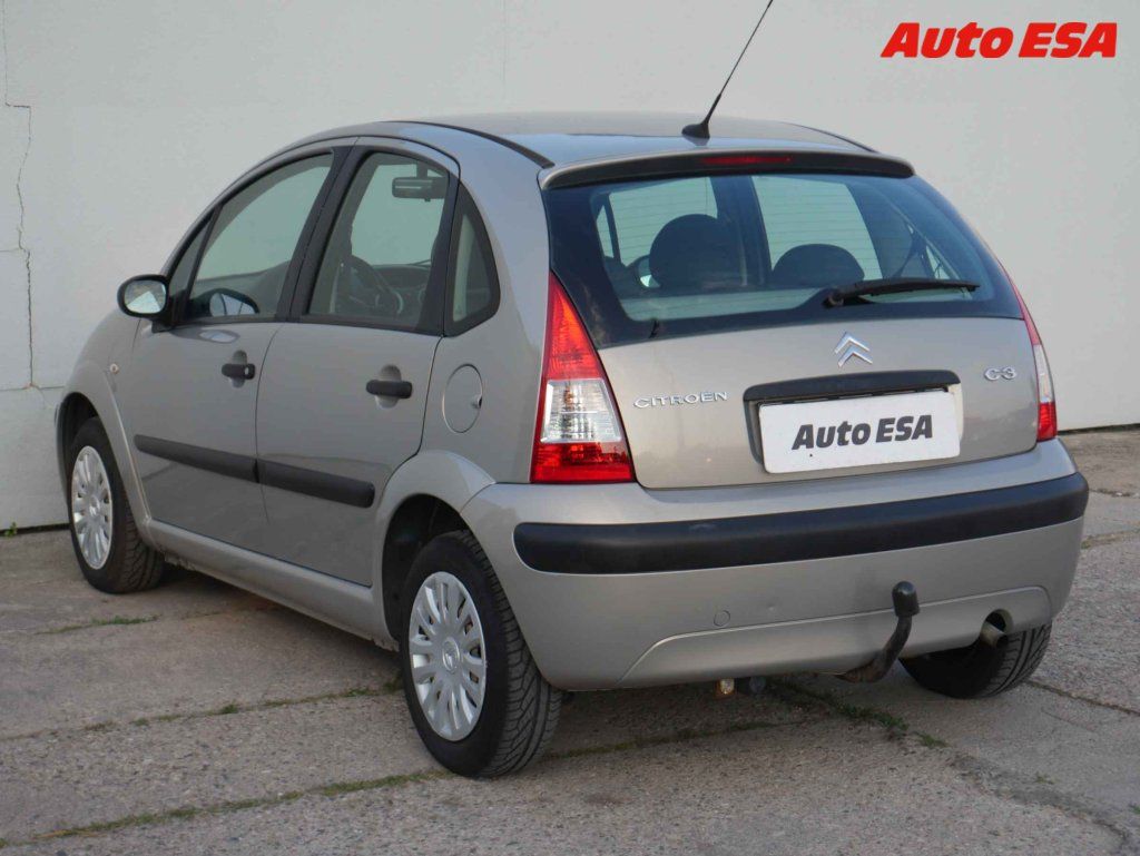 Citroën C3, 1.1i,ČR - fotka 4