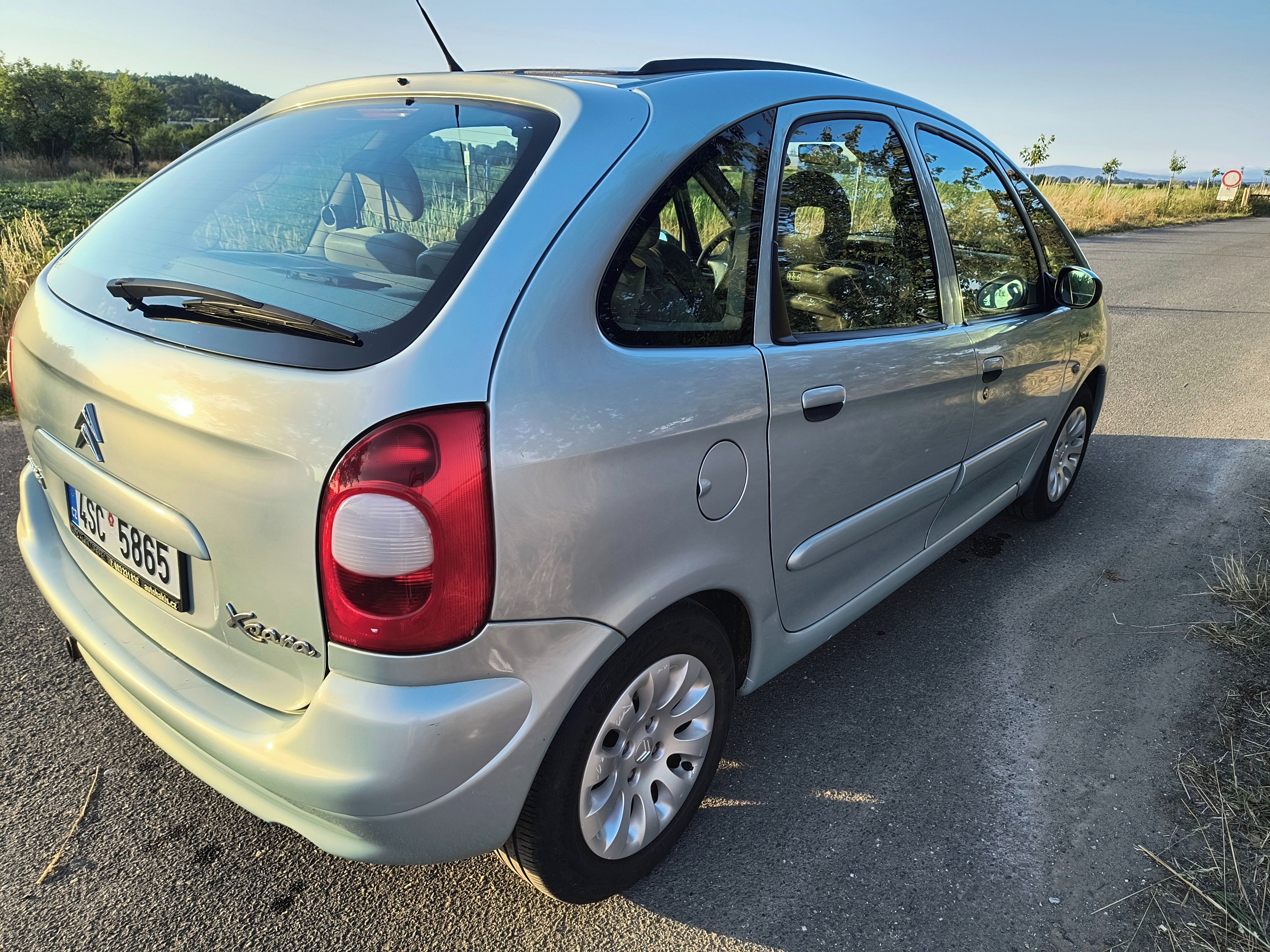 Citroën Xsara Picasso, 1.8 benzín, 85 kW - fotka 6