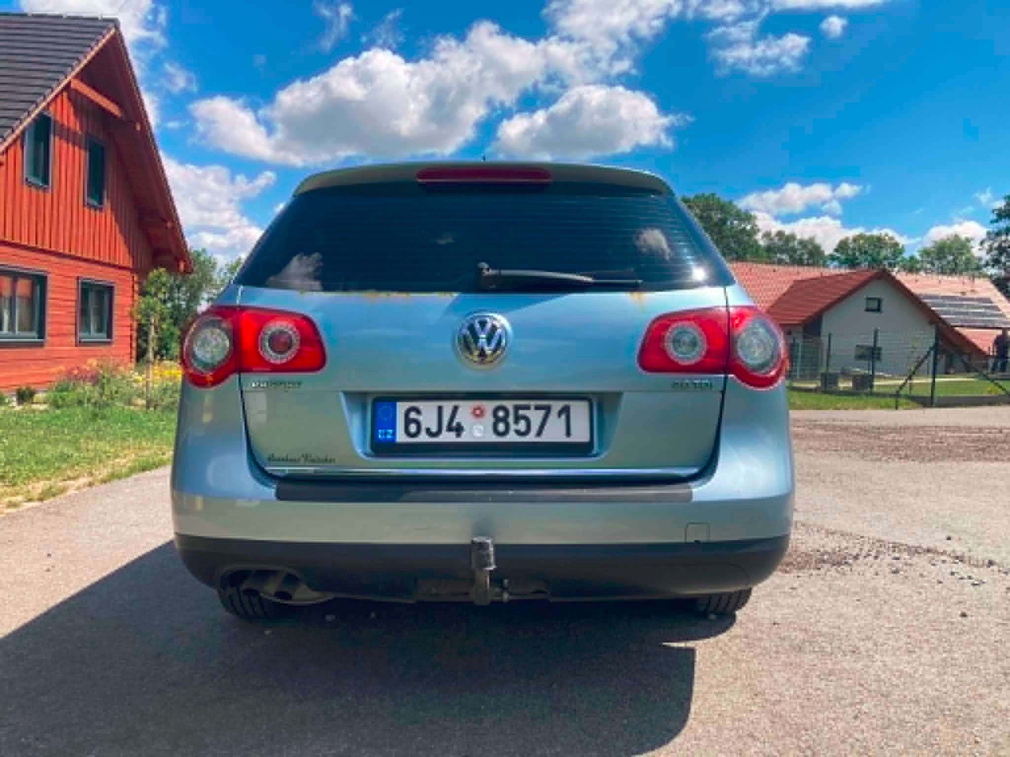 Volkswagen Passat, 2.0 TDI 103 kW | Tažné - fotka 4