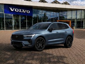 Volvo XC60, B5 PLUS BLACK + 4SERVIS/ZÁRUKA