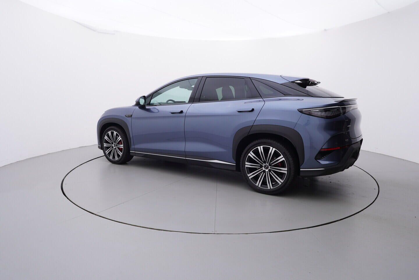 BYD Sealion 7, Excellence AWD 91,3 kWh 390 kW - fotka 3