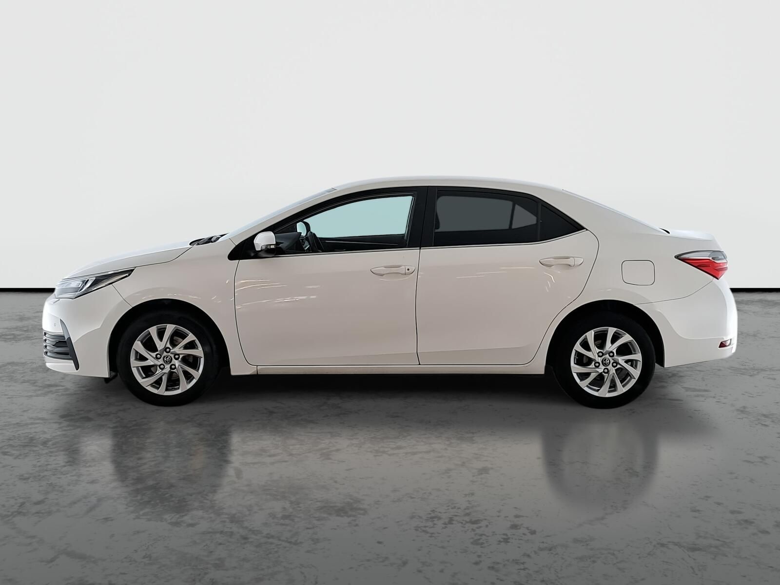 Toyota Corolla, 1.6 Valvematic, ČR,1.maj - fotka 3