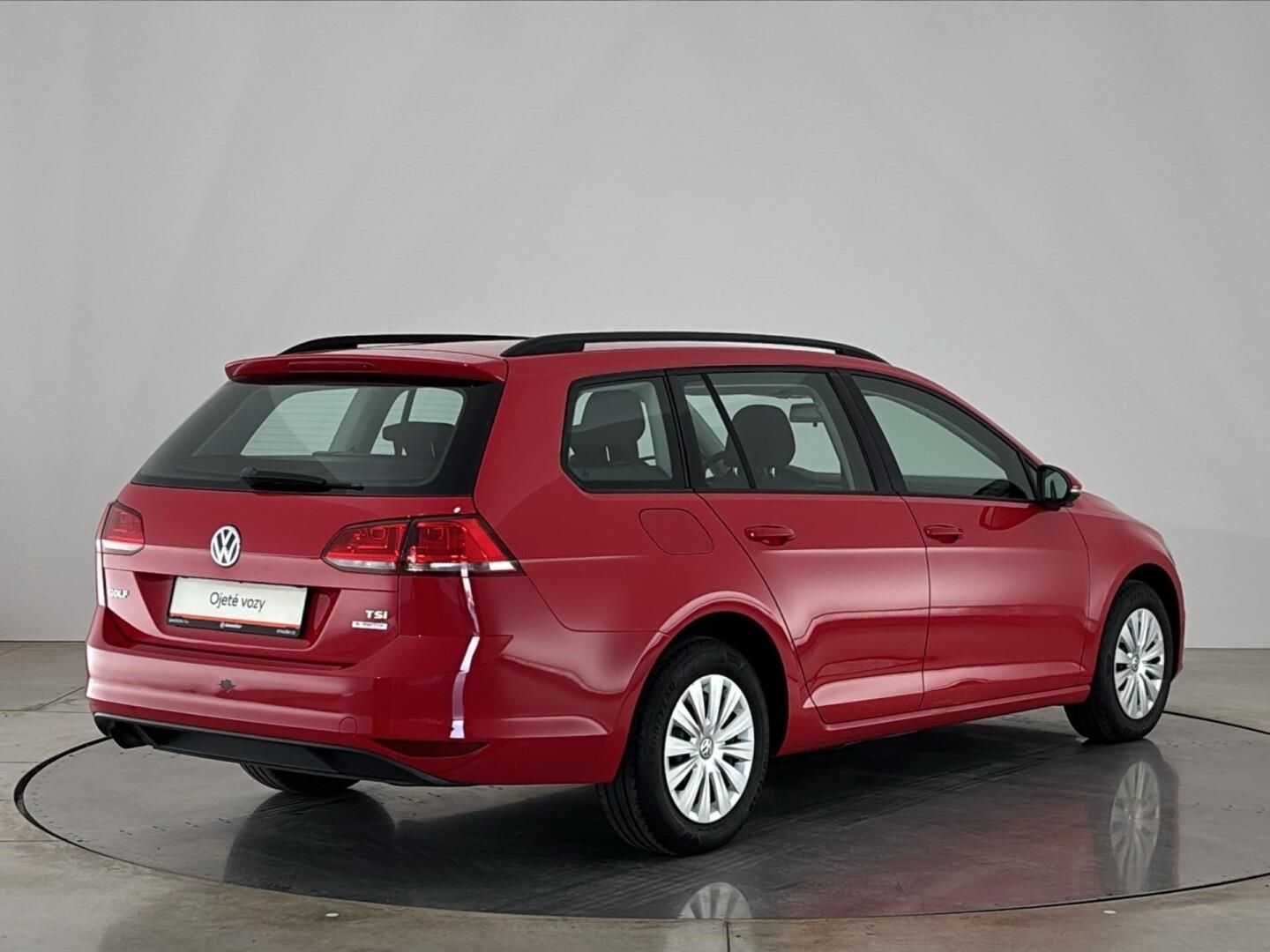 Volkswagen Golf, 1.2 TSI / 77 kW Trendline - fotka 2