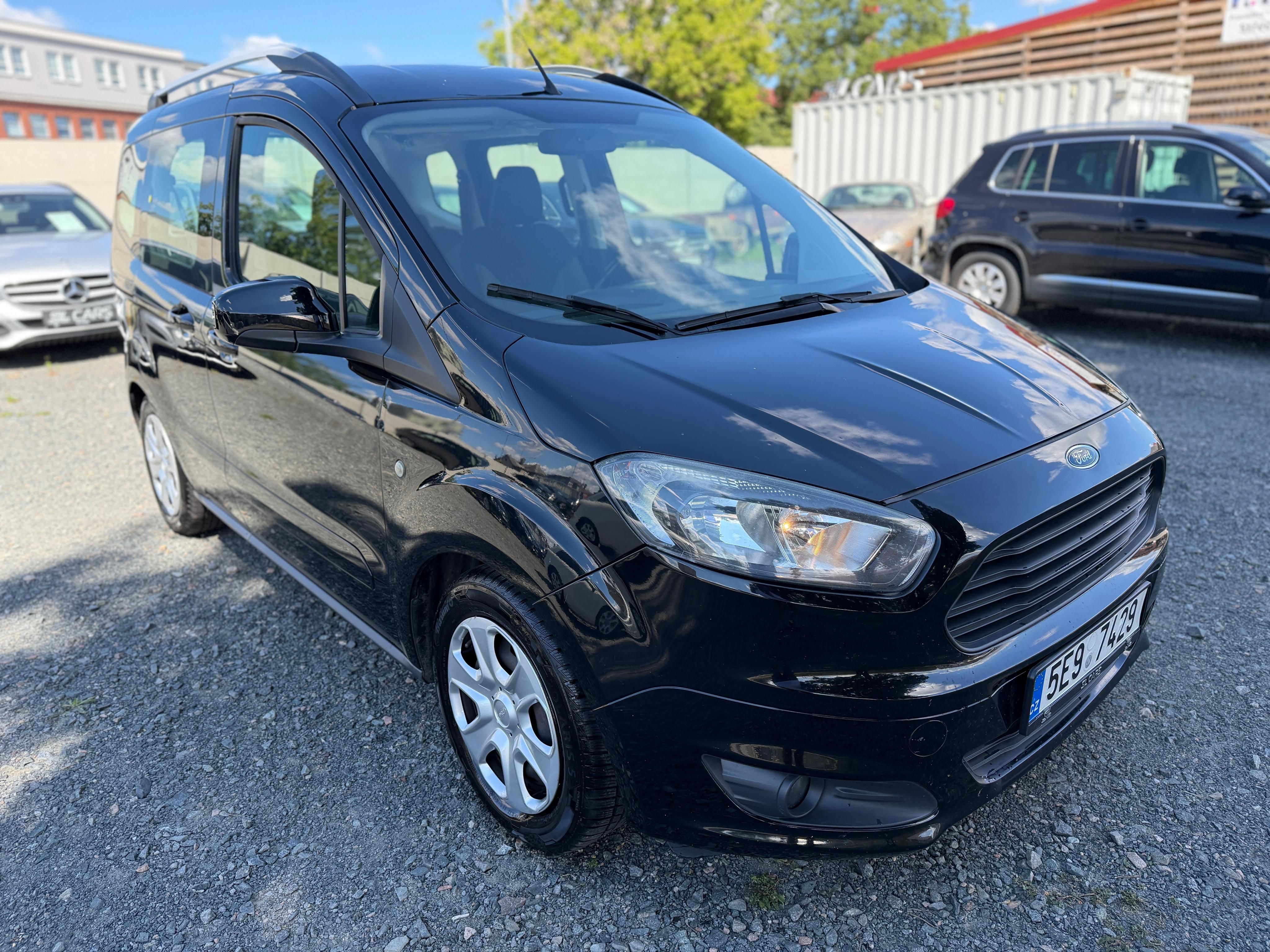 Ford Tourneo Courier, 1.0 EB KLIMA TAŽNÉ ČR DPH! - fotka 4