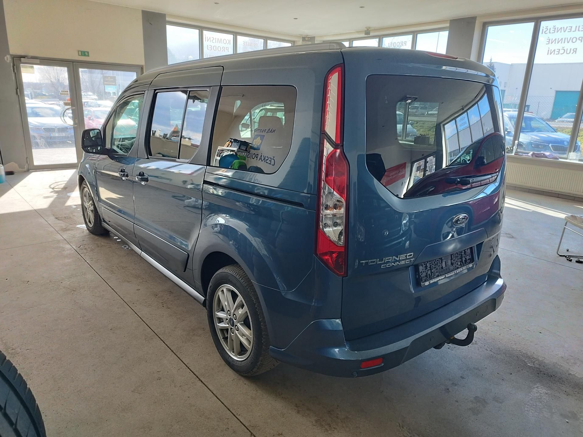 Ford Tourneo Connect - fotka 6