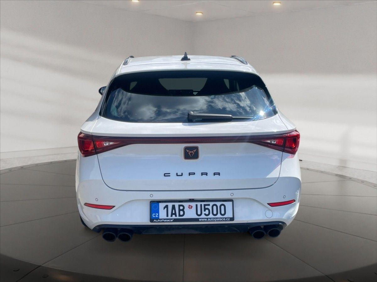 Cupra Leon, 2,0 TSI VZ 228 4WD AT - fotka 5