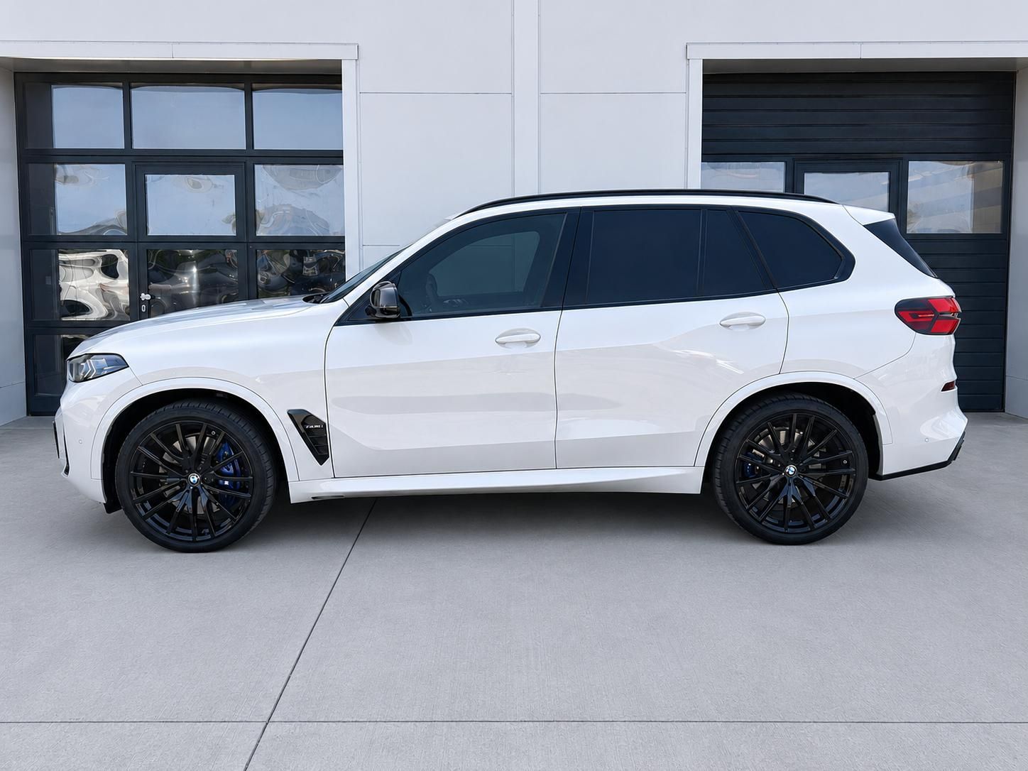 BMW X5, M60i xDrive - fotka 3