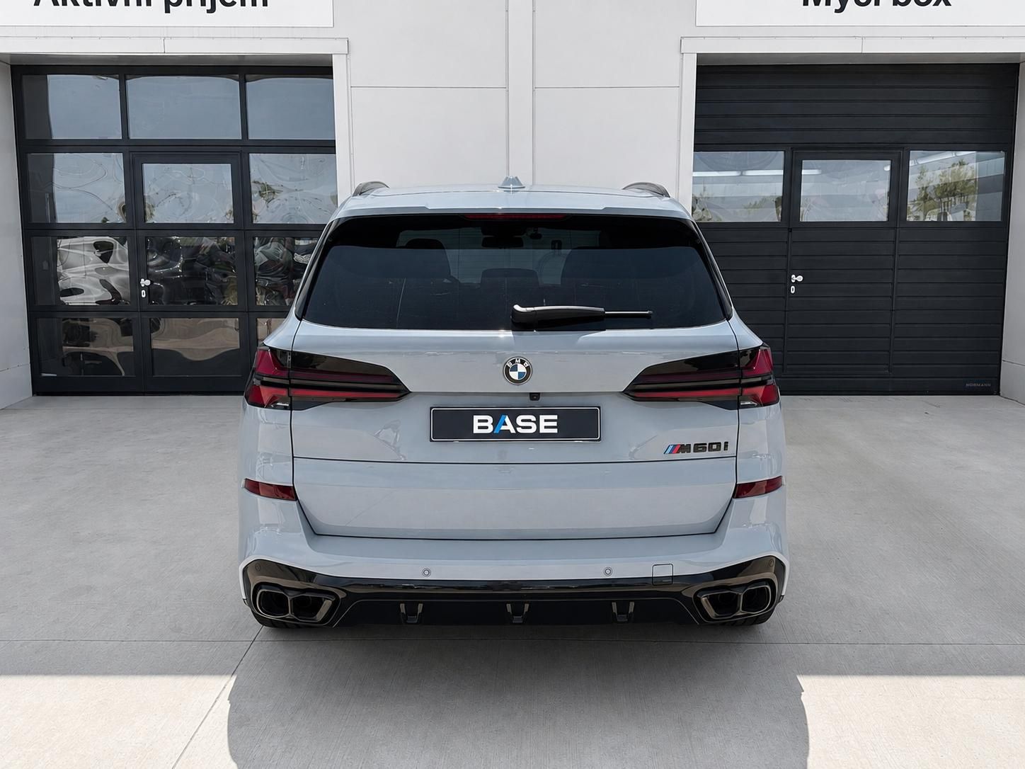BMW X5, M60i xDrive - fotka 5