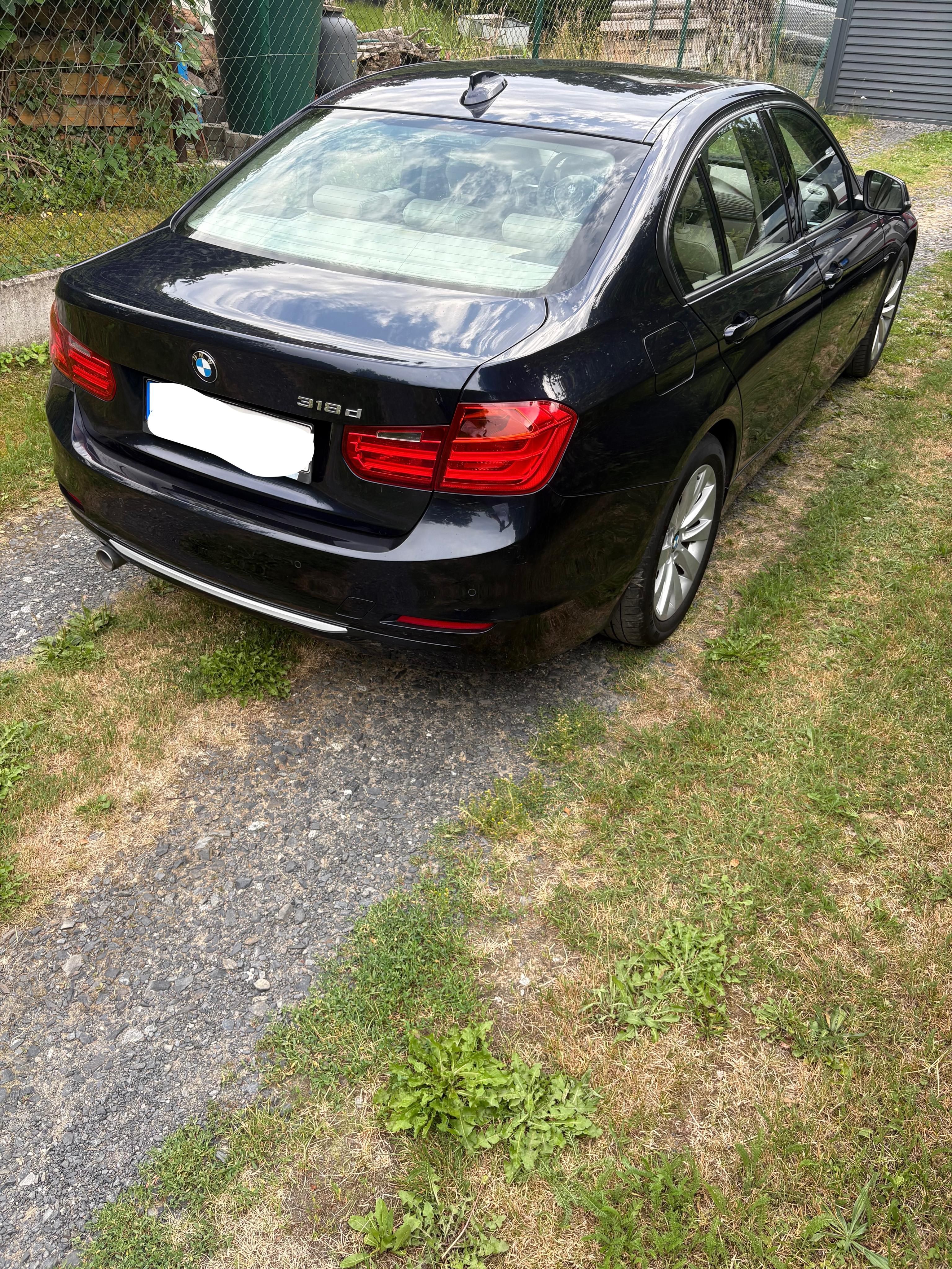 BMW Řada 3, 318d modern line - fotka 3