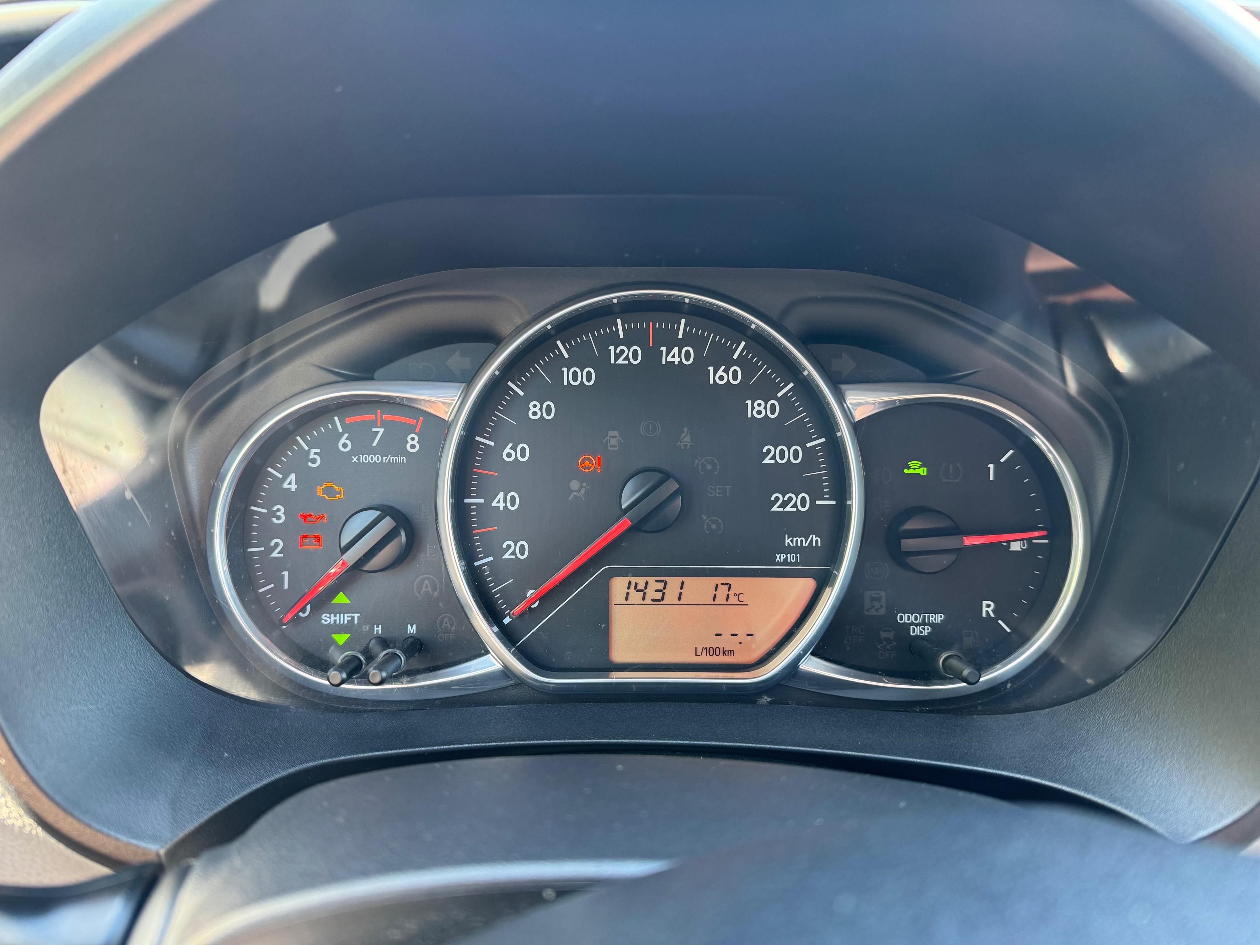 Toyota Yaris, Toyota Yaris 1,33 Style - fotka 4