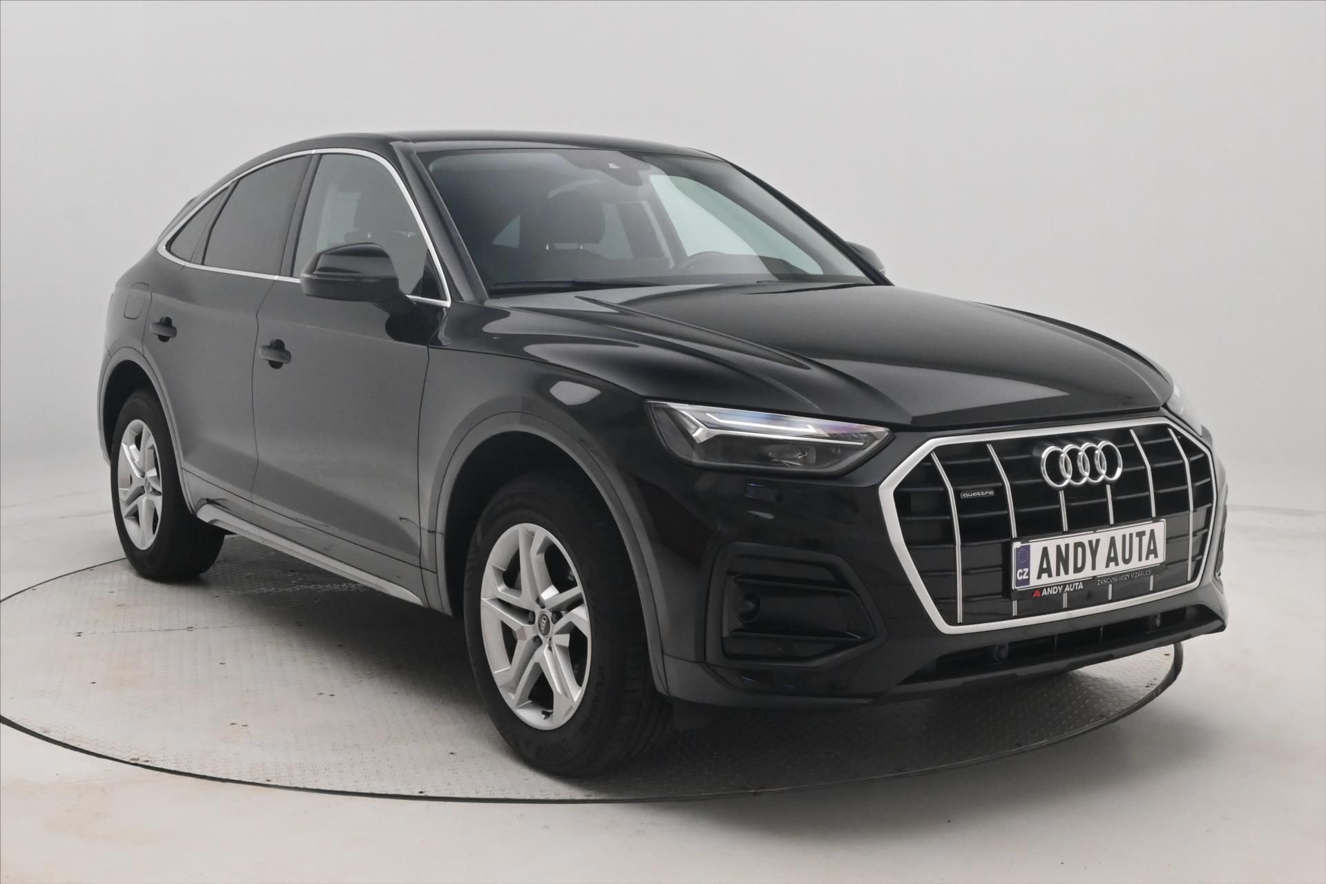 Audi Q5, 2,0 50TFSIe 195kW 4x4 S-Tronic - fotka 3
