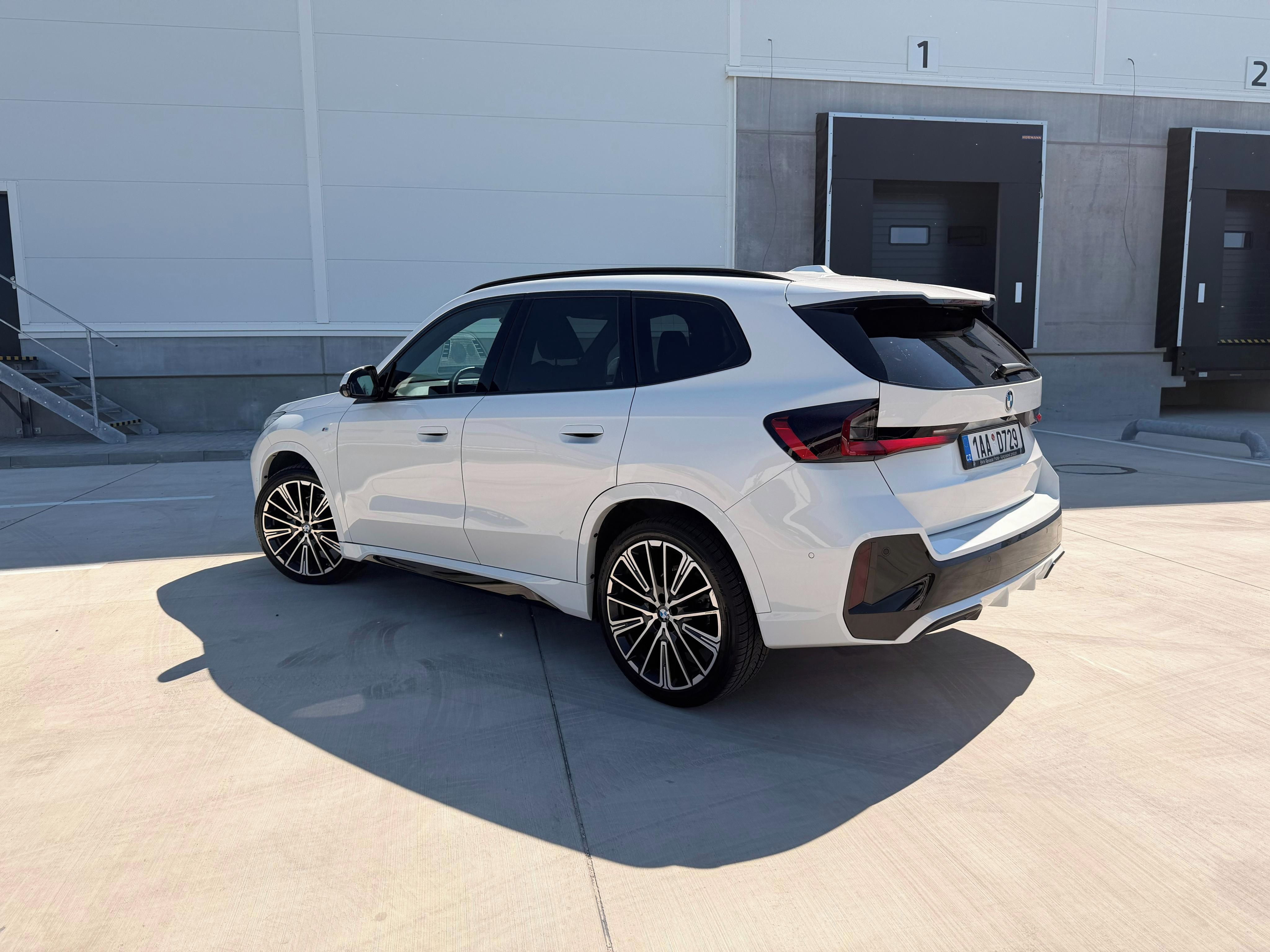 BMW X1, BMW X1 M 5 years service incl. - fotka 6