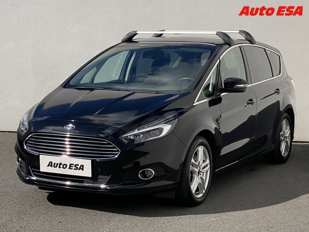 Ford S-MAX, 2.0 TDCi,1.maj,AT,LED - fotka 3