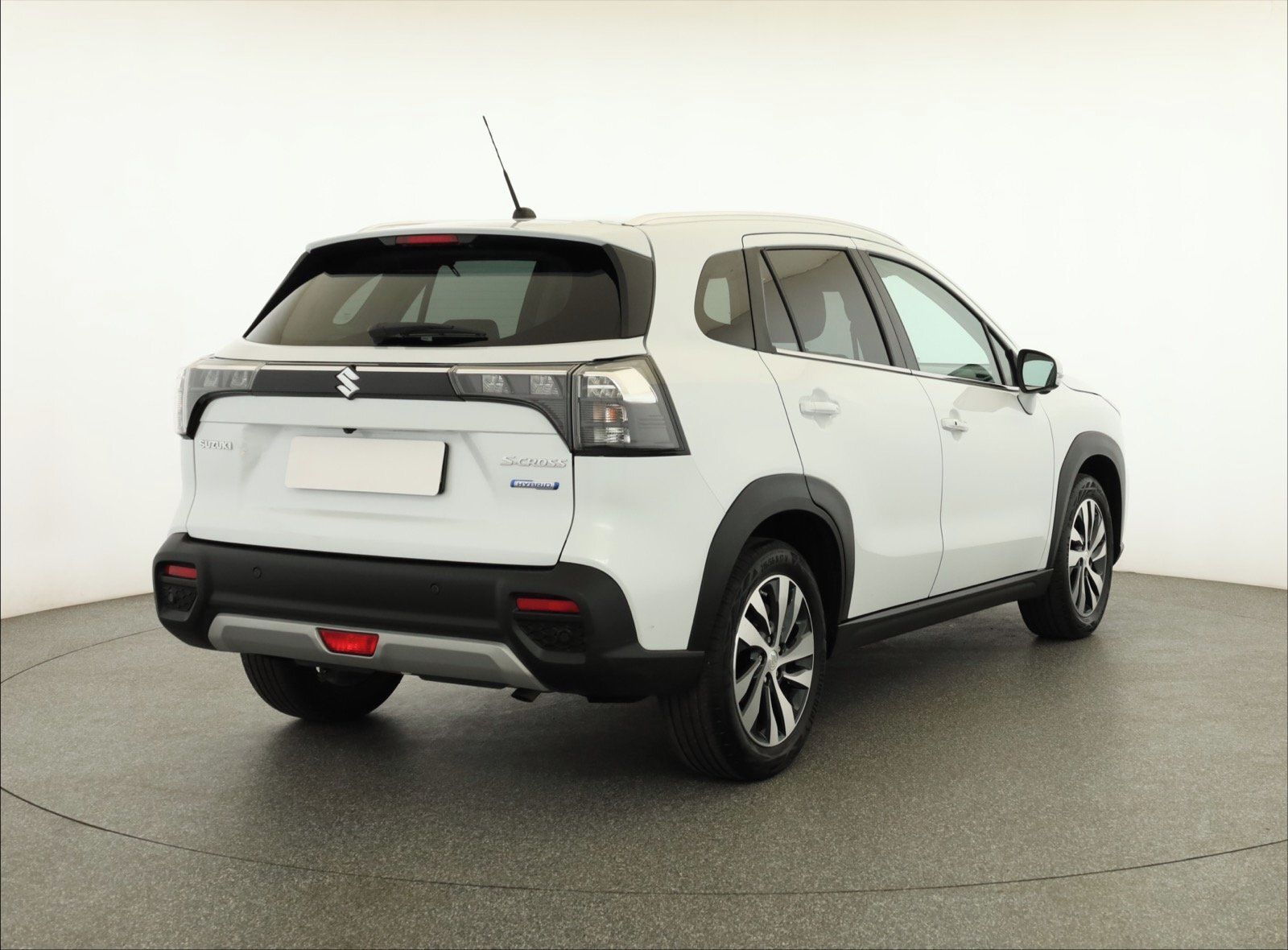 Suzuki SX4 S-Cross, 1.4 BoosterJet, 4X4, ČR,1.maj - fotka 5
