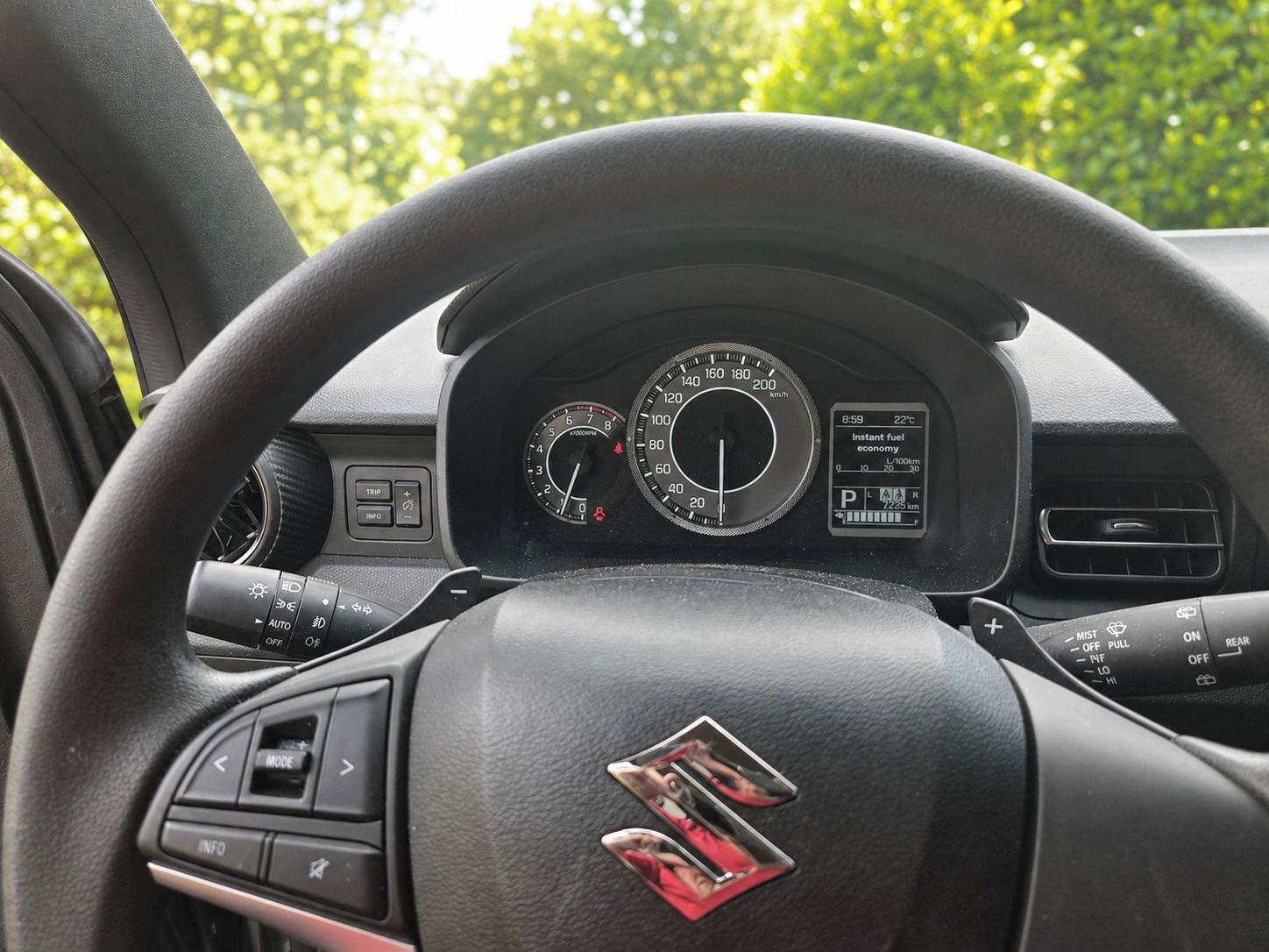 Suzuki Ignis, Suzuki Ignis 1.2 CVT automat - fotka 4